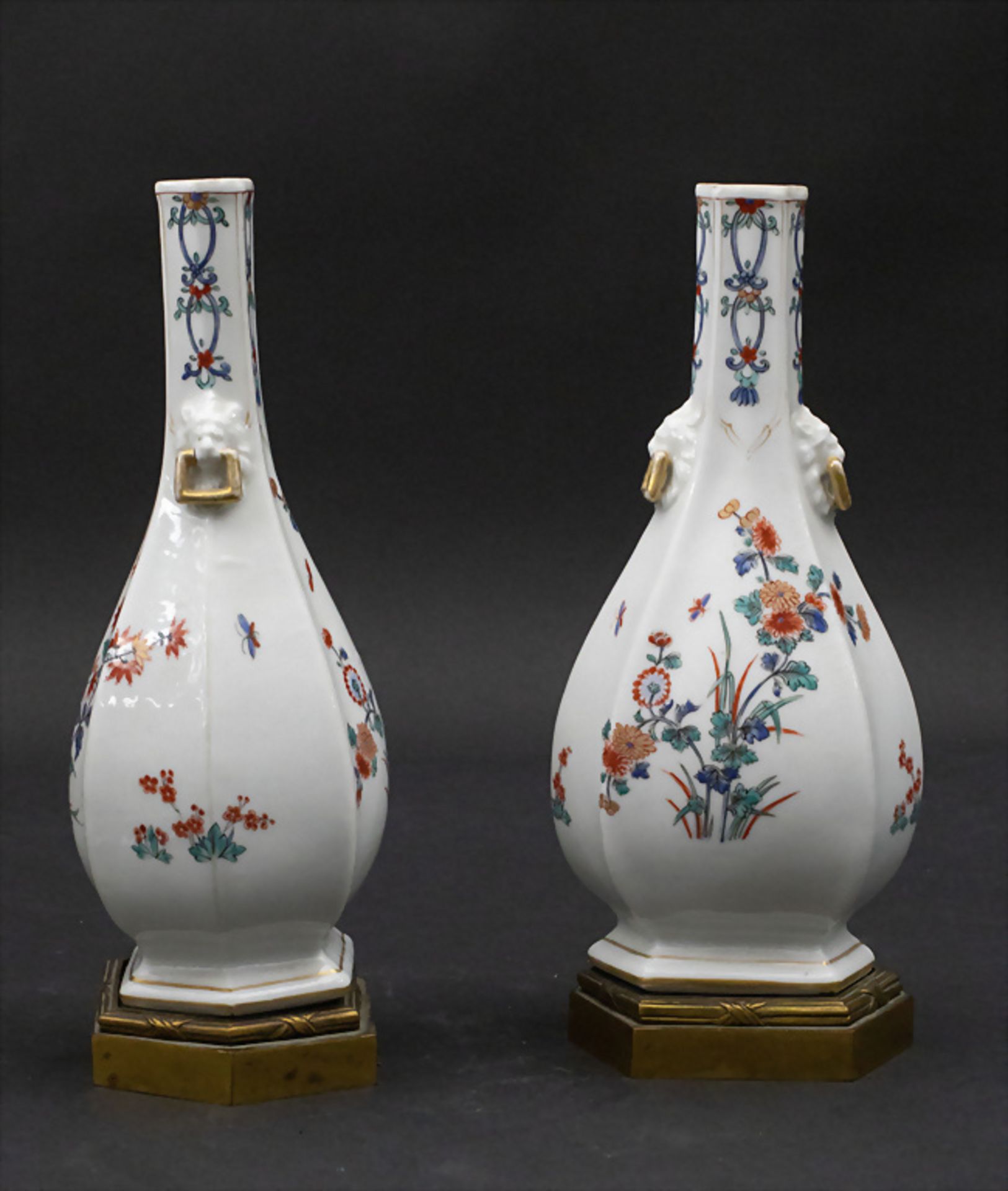 Kakiemon Deckelvasen-Paar / A pair of Kakiemon lidded vases, wohl Meissen oder Chantilly, 18. Jh. - Image 6 of 12