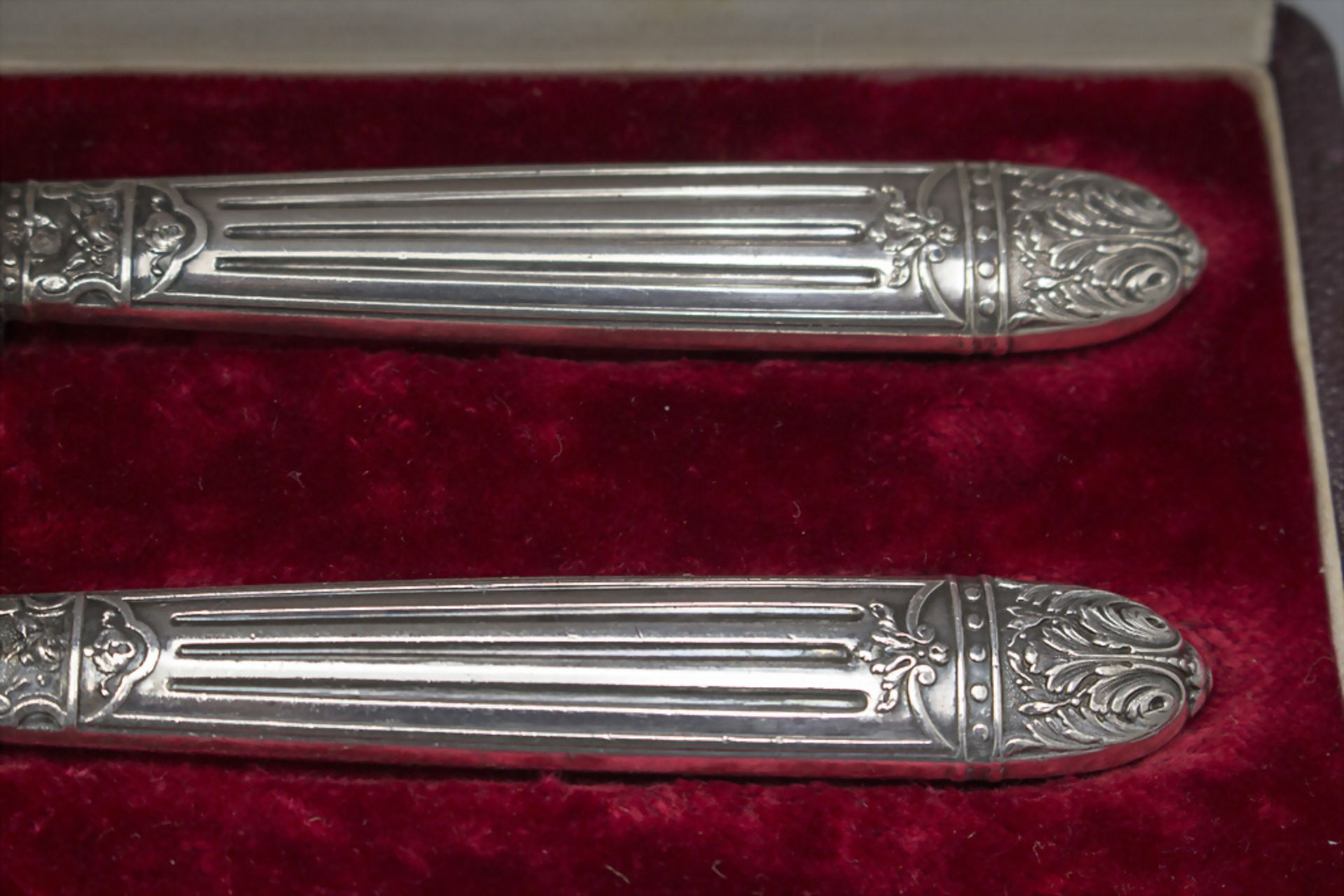 2 Käsemesser im Etui / 2 cheese knives in a box, Emile Puiforcat, Paris, um 1880 - Bild 4 aus 4