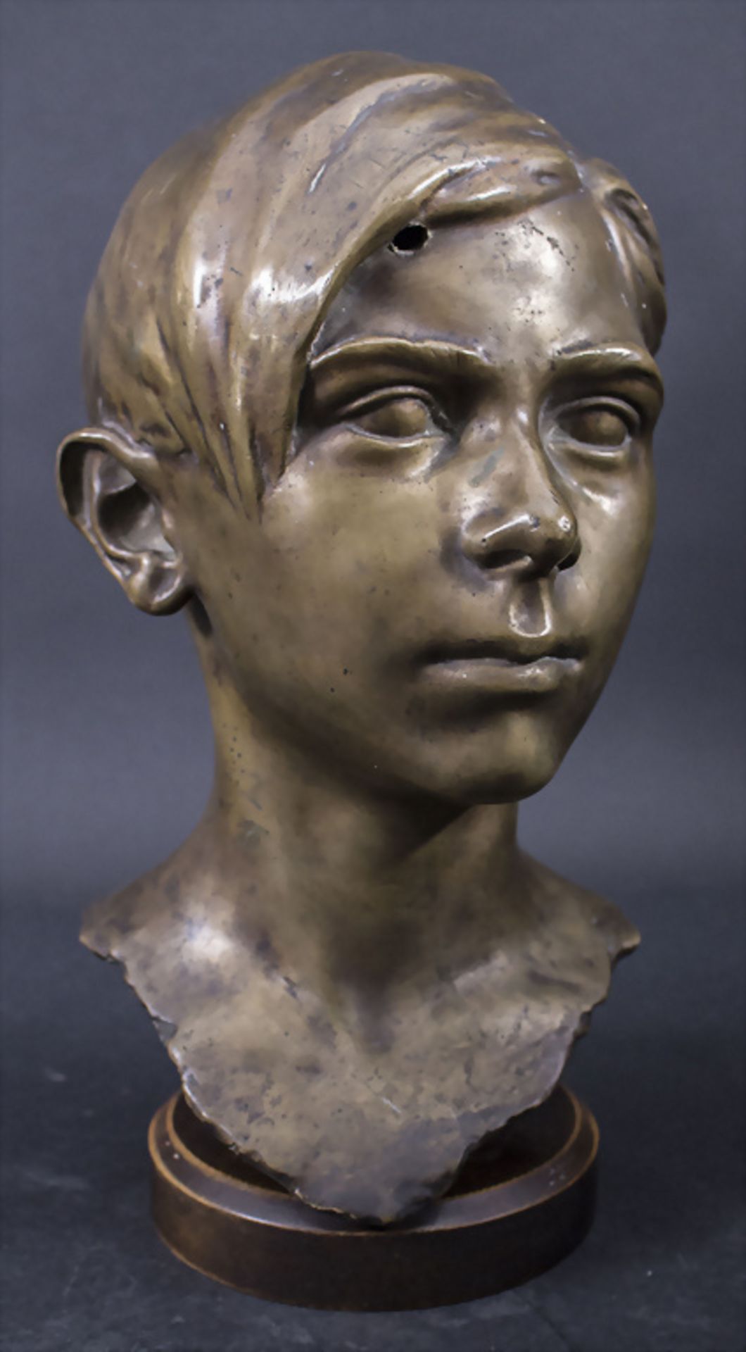 Bronzeplastik 'Knabe' / An Art Nouveau bronze sculpture of a young boy, Francois Vanczak, 1932 - Bild 2 aus 10