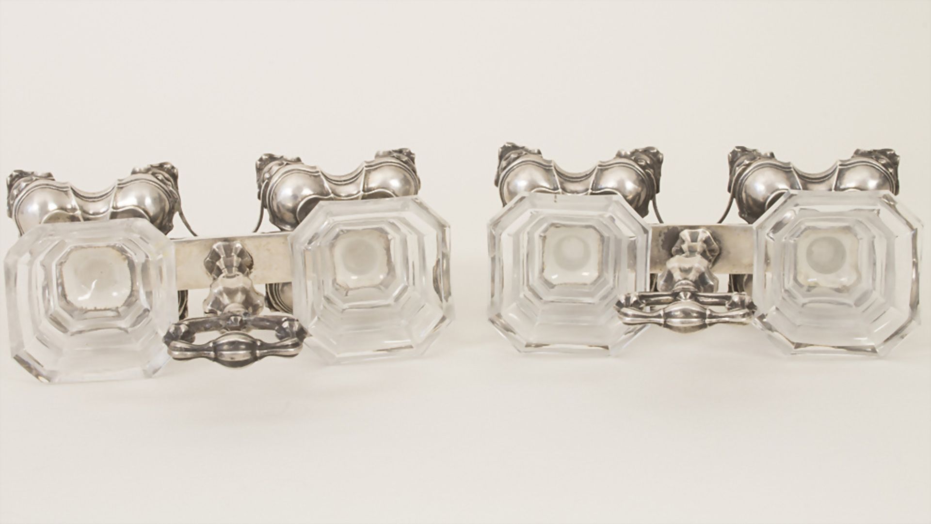 Paar Salieren / A pair of silver open salts, Frankreich, um 1840 - Image 5 of 5