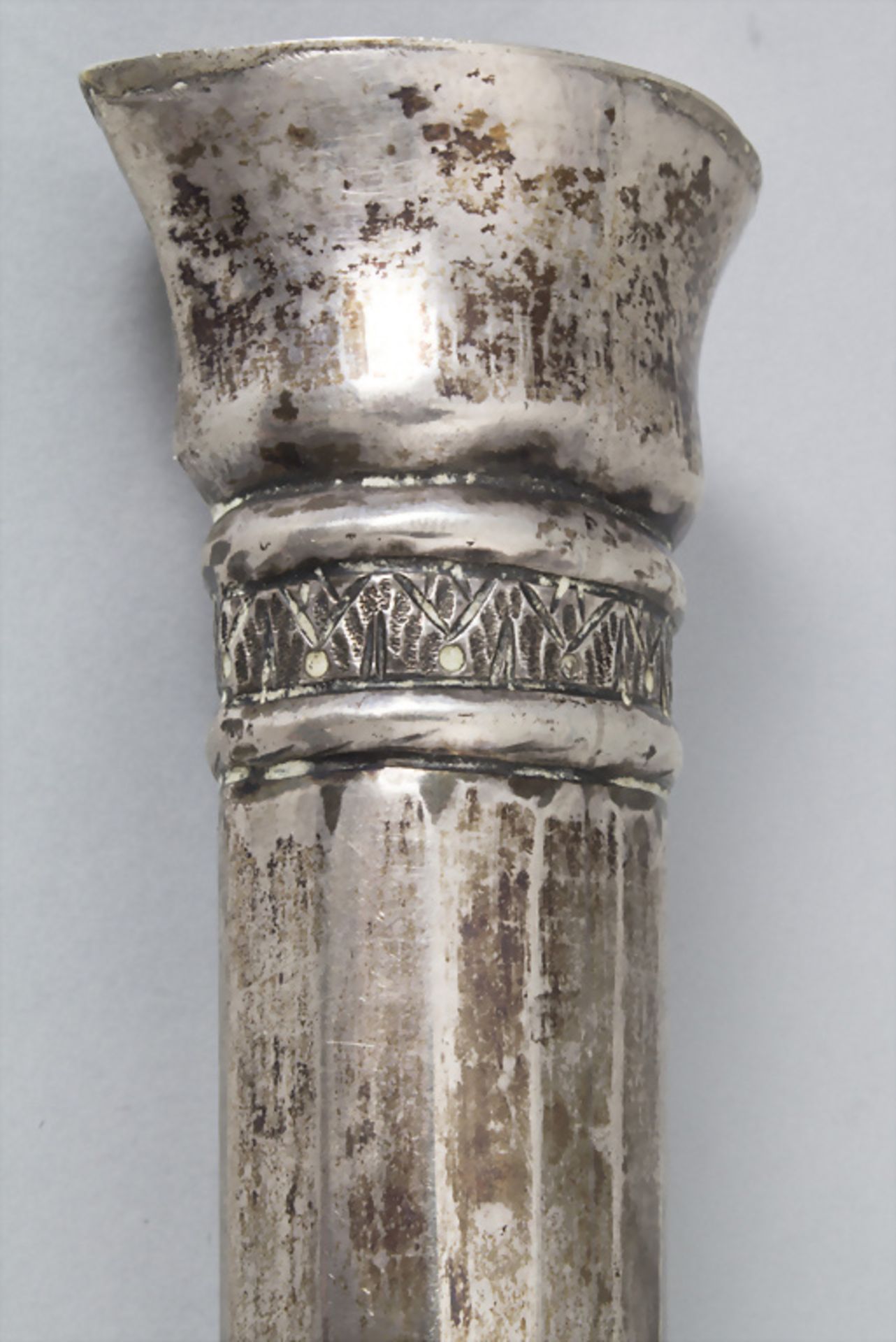 Paar Empire Kerzenleuchter / A pair of Empire silver candlesticks, Listle, um 1820 - Image 8 of 13