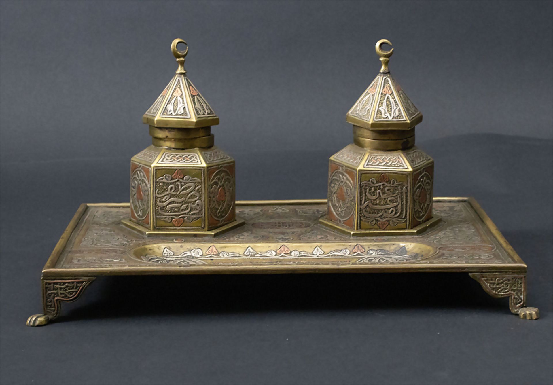 Orientalisches Schreibset aus tauschiertem Silber und Kupfer, 19. Jh.