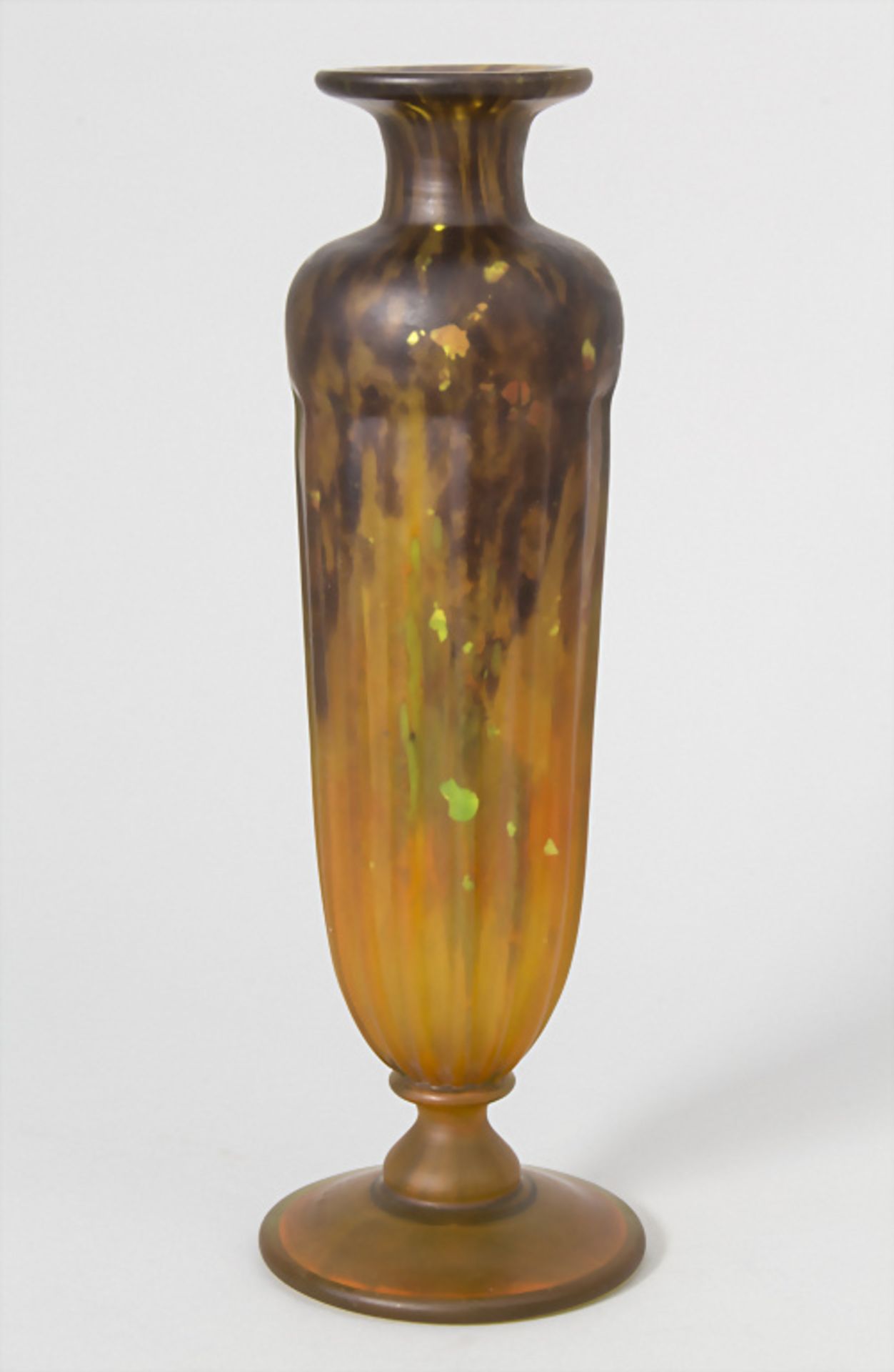 Jugendstil Vase / Art Nouveau glass vase, Daum Frères, Ecole de Nancy, Frankreich, um 1900