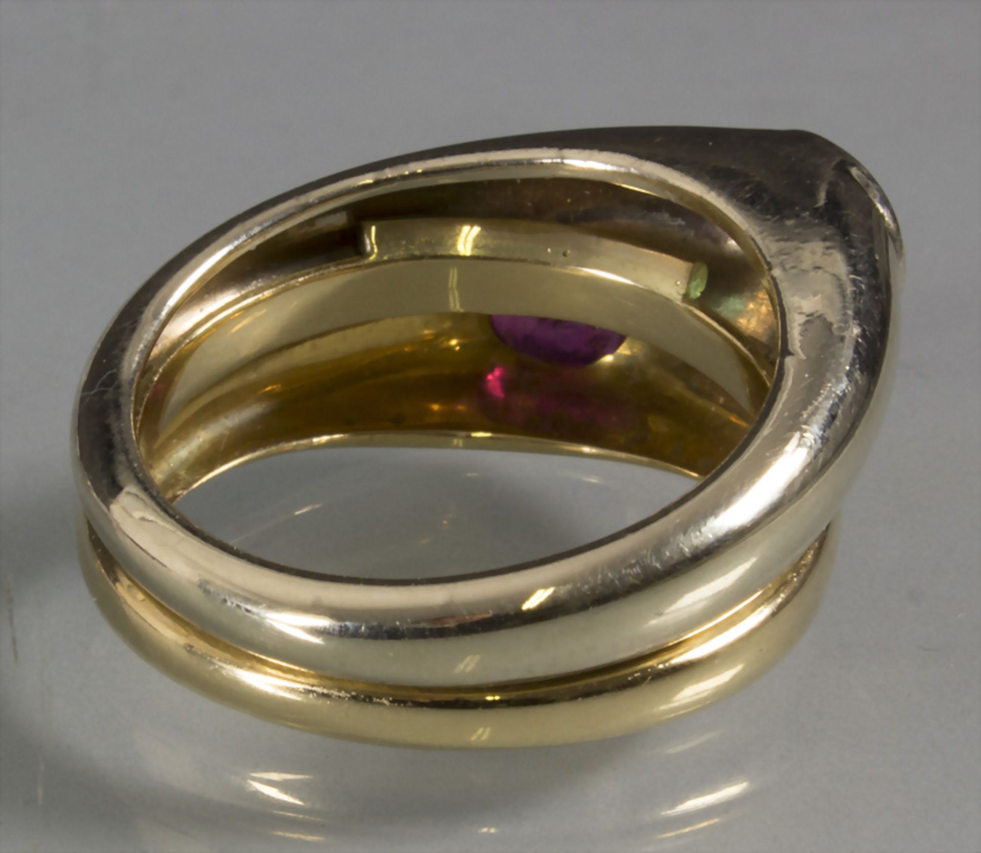 Doppelring mit Smaragd und Rubin / A double and mouvable 18ct gold ring with ruby and emerald - Bild 2 aus 2