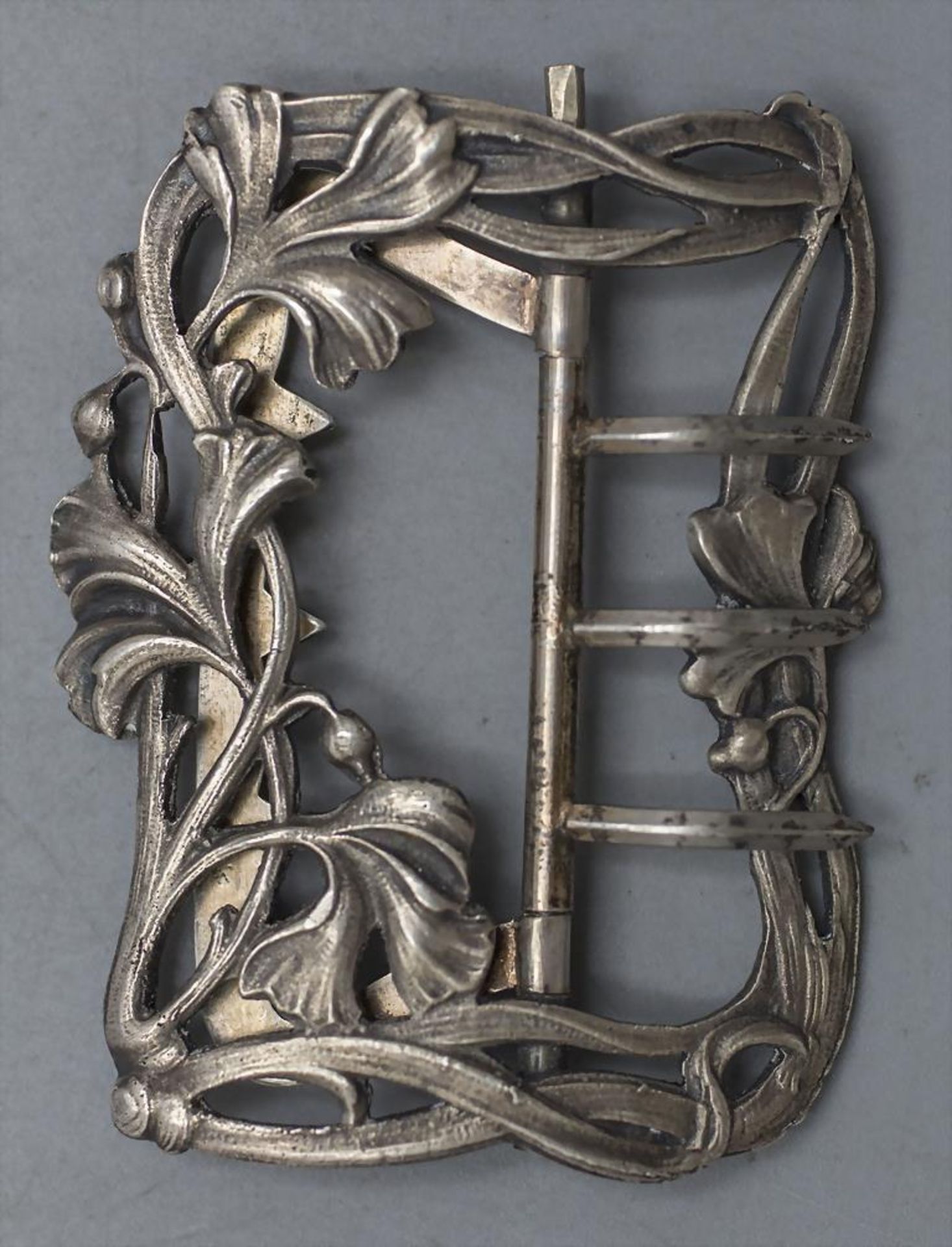 Jugendstil Gürtelschließe / An Art Nouveau belt buckle, Frankreich, um 1900