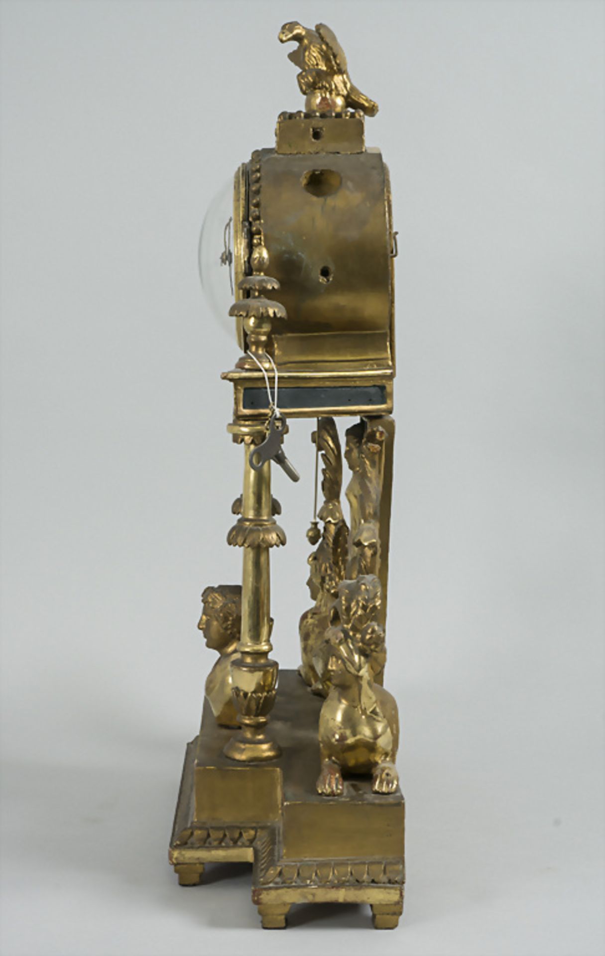 Louis-Seize-Kaminuhr / A Louis XVI mantle clock, Wien, um 1775 - Image 2 of 12