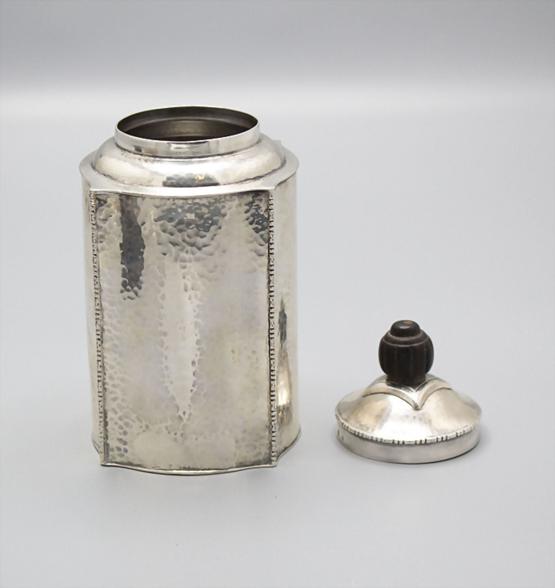 Art Déco Teedose / A silver Art Deco tea caddy, Christian F. Heise, Kopenhagen, 1922 - Image 2 of 6