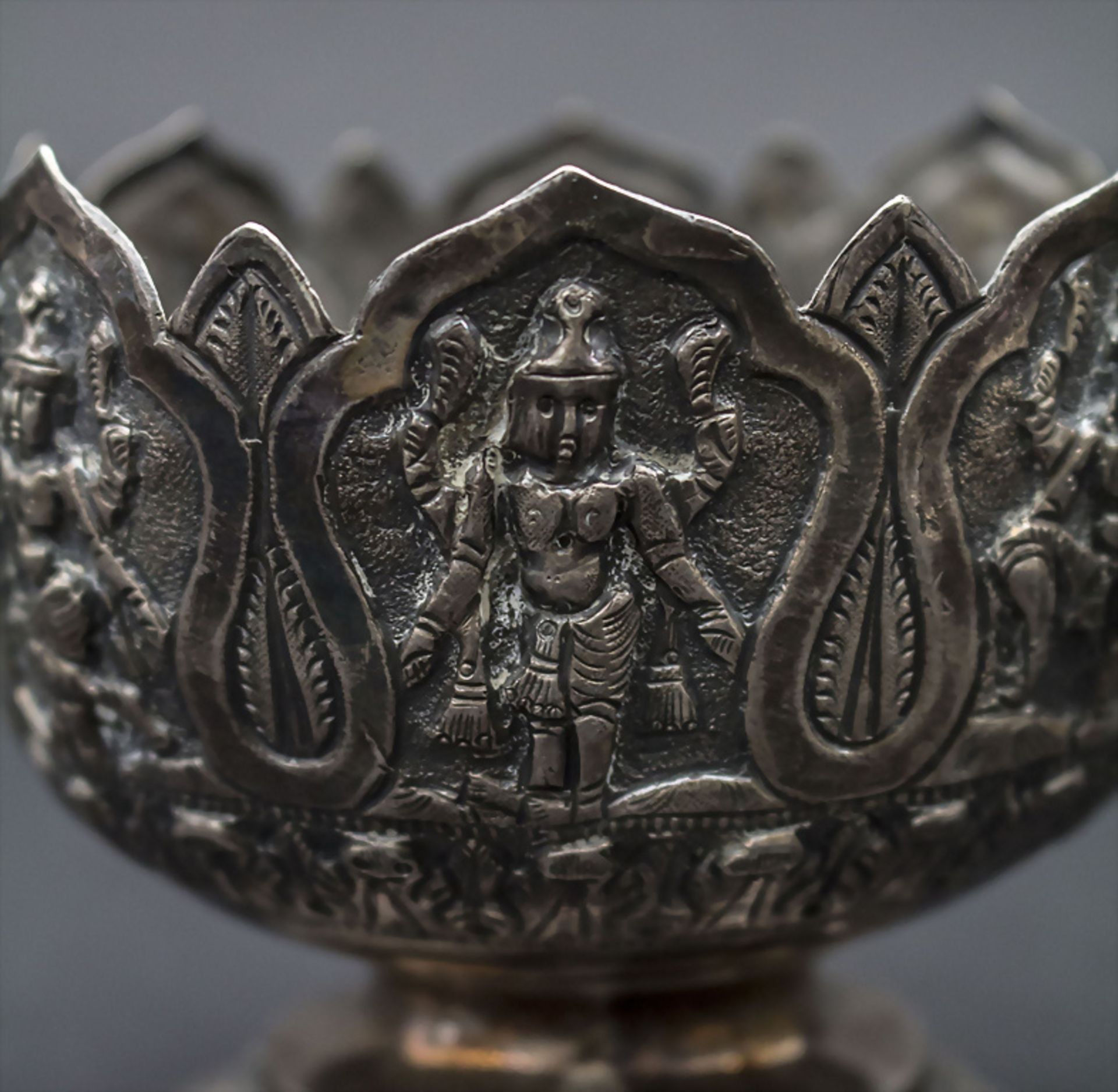 Silber Lotusschale und Becher / A silver lotus bowl and beaker, Thailand - Bild 6 aus 6