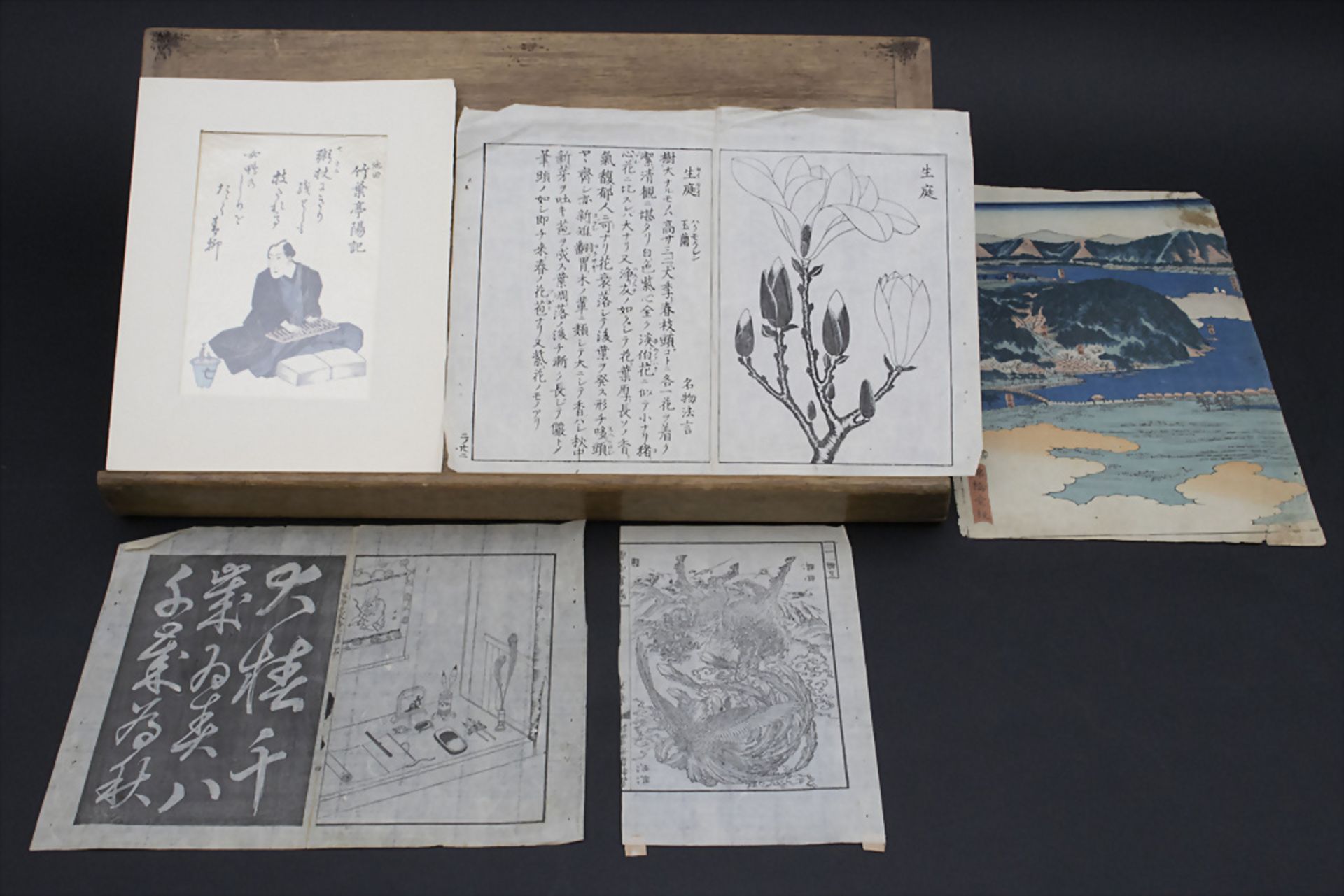 Konvolut Graphiken / A collection of five prints, Japan, 19. Jh.