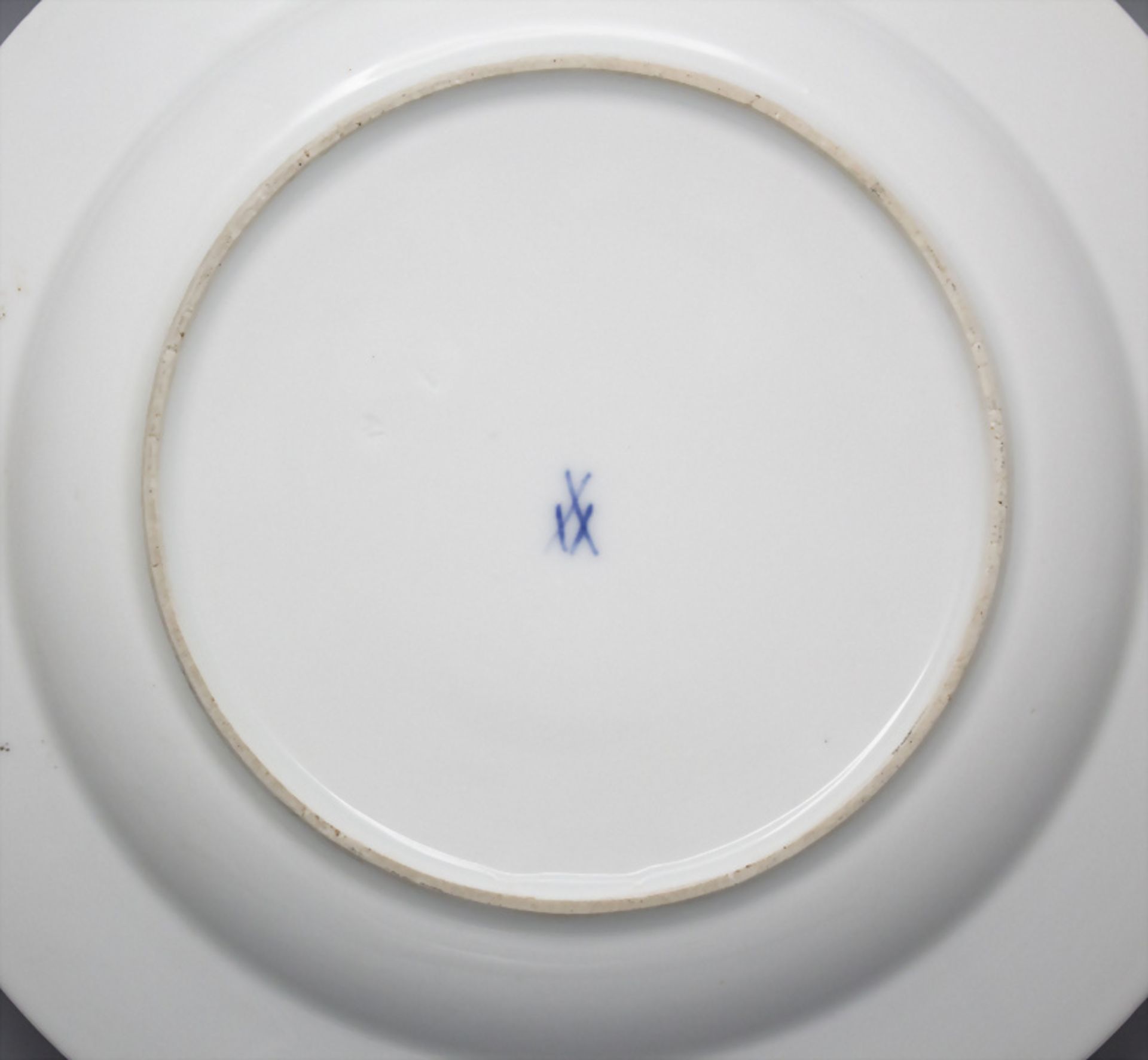 Speiseteller 'Rote Rose' / A dinner plate 'Red Rose', Meissen, Anfang 19. Jh. - Image 2 of 2