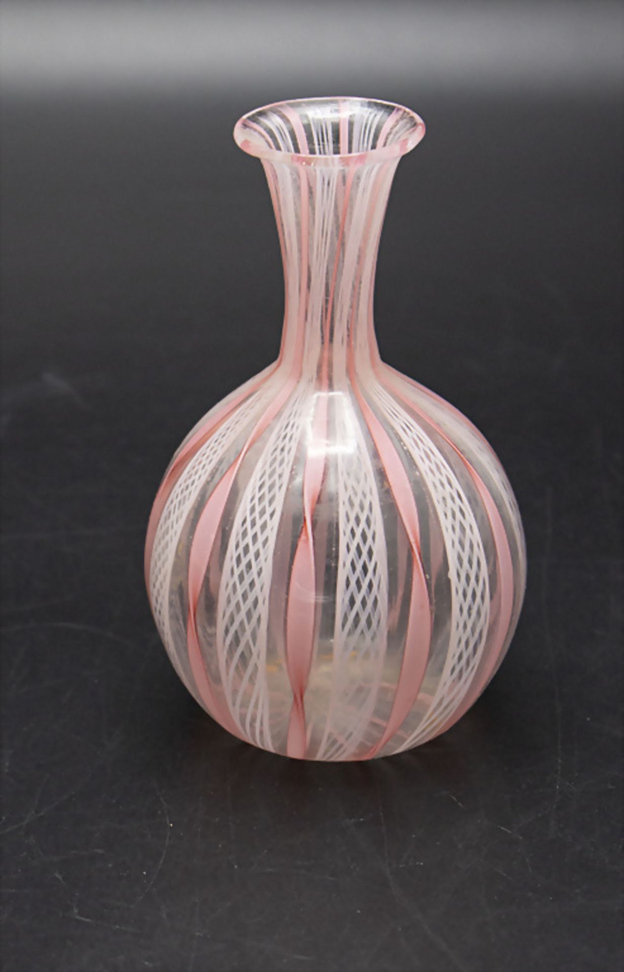 Miniaturväschen / A miniature glass vase, Murano, um 1960 - Image 2 of 3