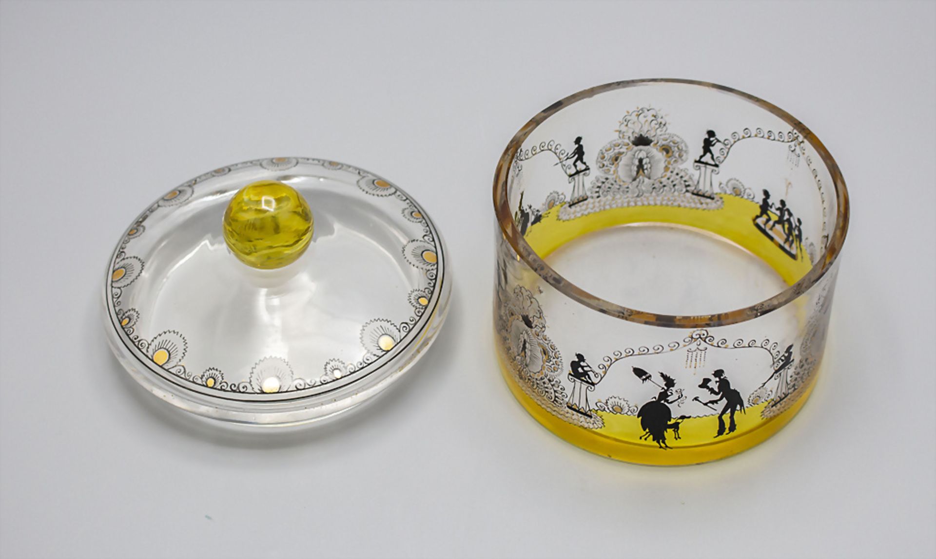 Jugendstil Deckeldose mit Silhouettenmalerei / An Bohemian Art Nouveau lidded jar with ... - Image 5 of 6