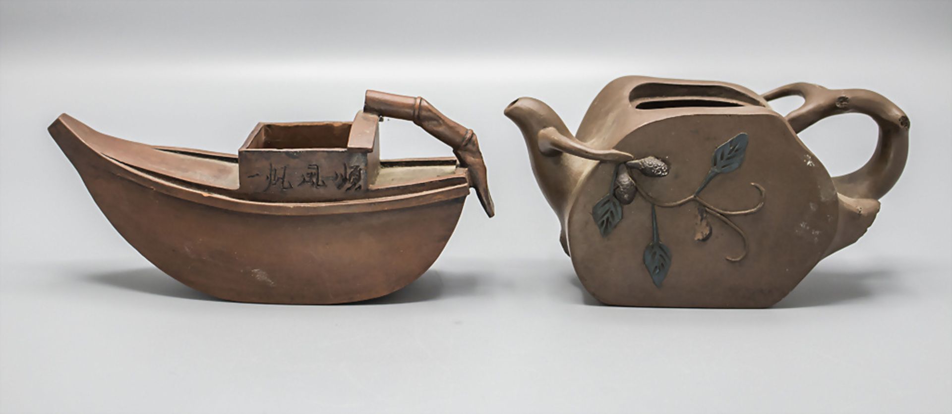 Zwei Teekännchen / Two ceramic teapots, China, 20. Jh. - Bild 2 aus 10