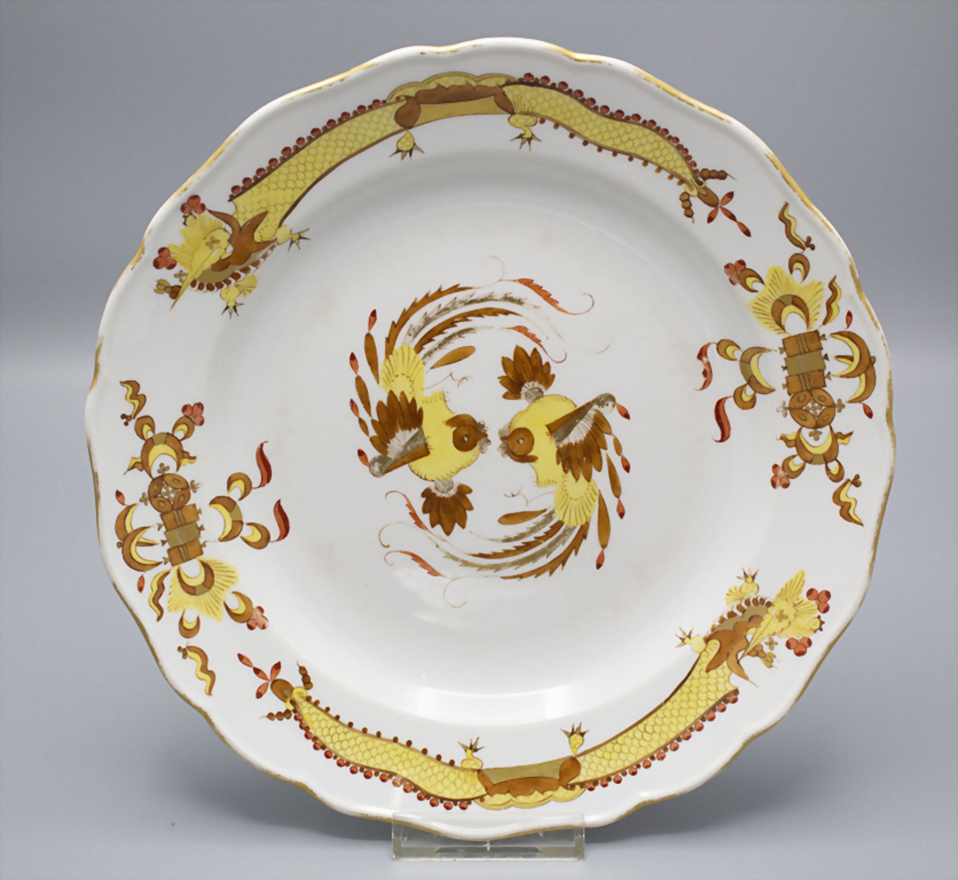 Speiseteller 'Reicher Drache' / A dinner plate with 'Rich Dragon' decor, Meissen, Ende 19. Jh.