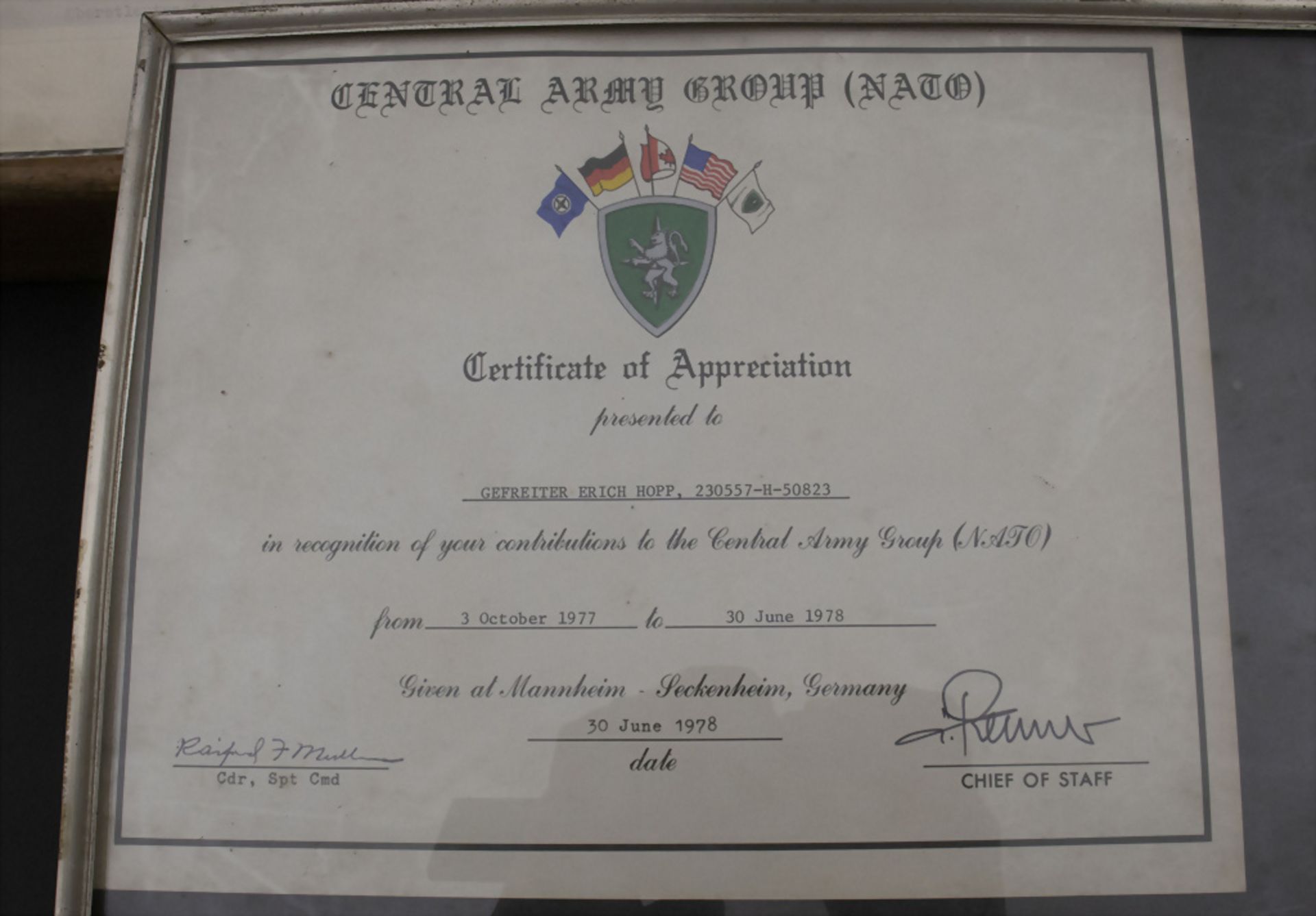 Konvolut Militaria Urkunden, 2. Weltkrieg / A collection of certificates WW II, Deutschland, ... - Image 3 of 5