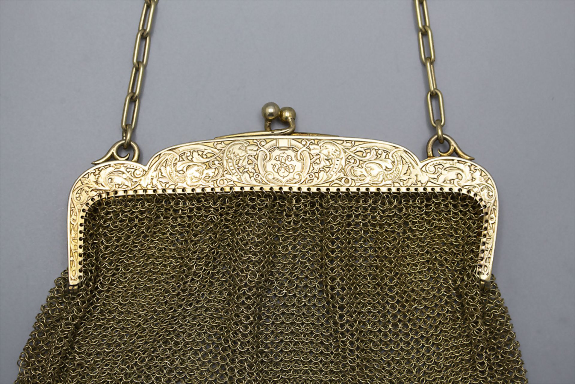 Goldene Abendtasche / Kettentasche / A gilt silver evening bag, Frankreich, um 1890 - Image 2 of 3