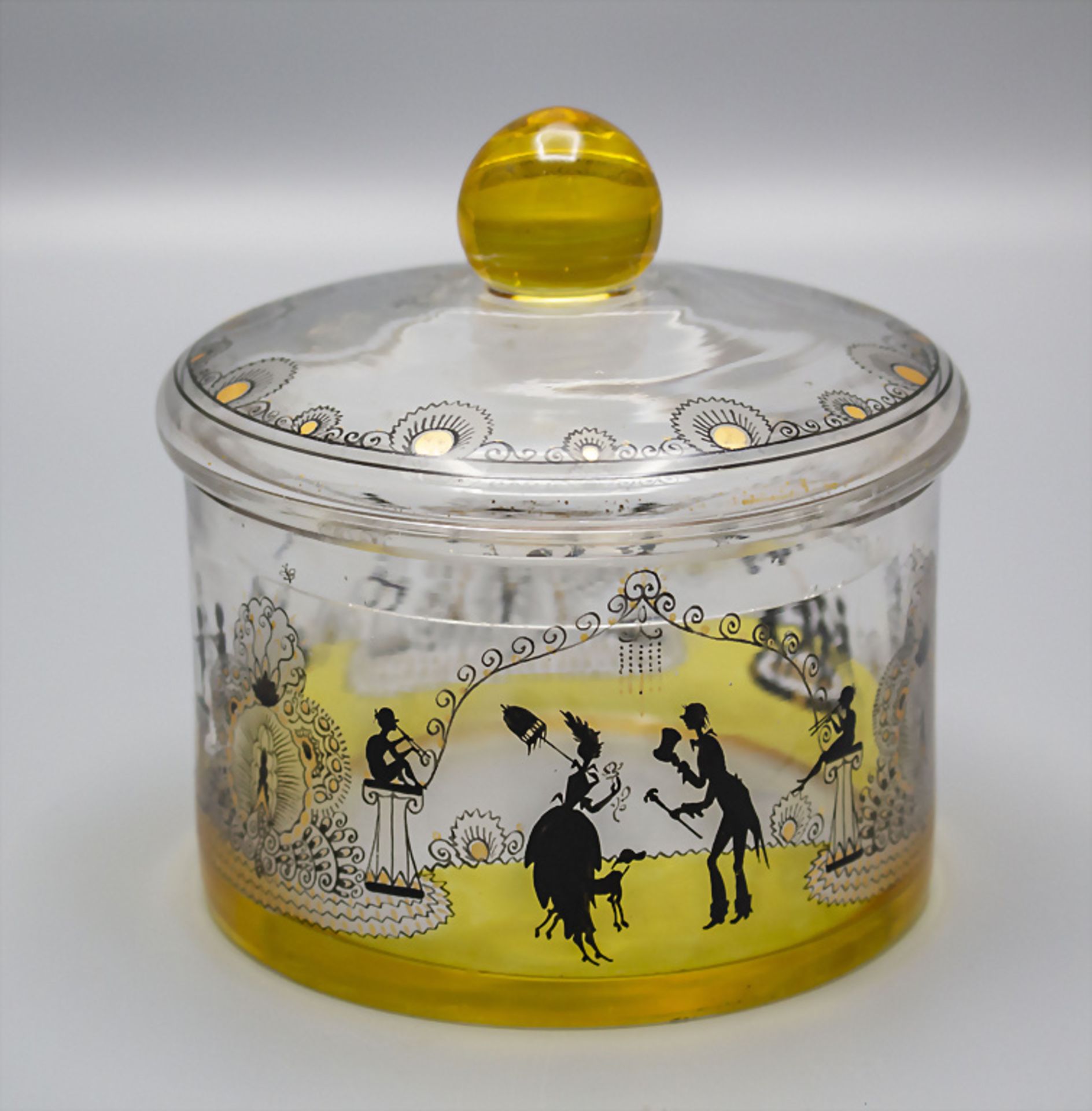 Jugendstil Deckeldose mit Silhouettenmalerei / An Bohemian Art Nouveau lidded jar with ... - Image 4 of 6