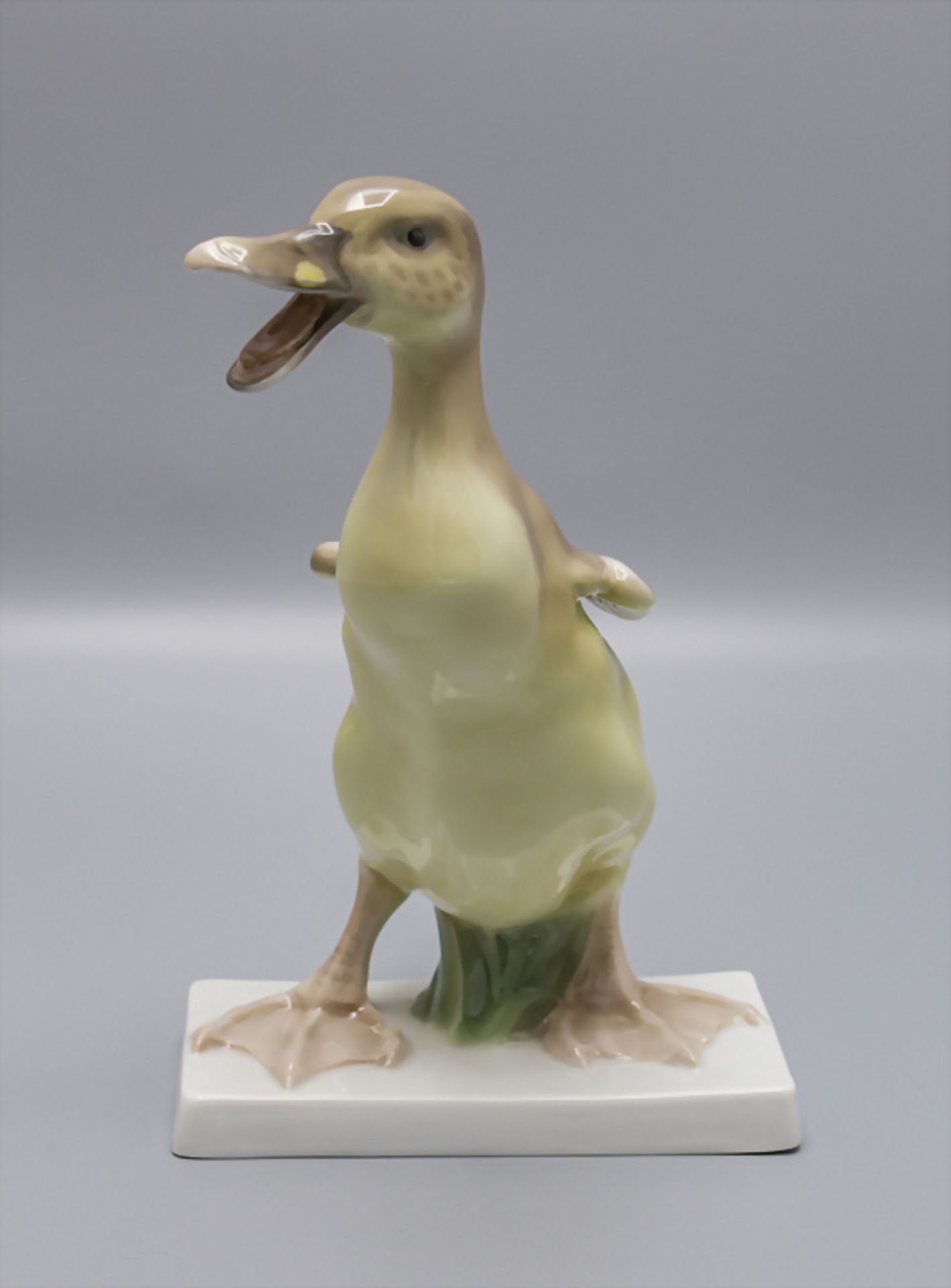 Vogelfigur 'Entenküken' / A duckling, Karl Himmelstoss, Rosenthal, Selb, um 1930