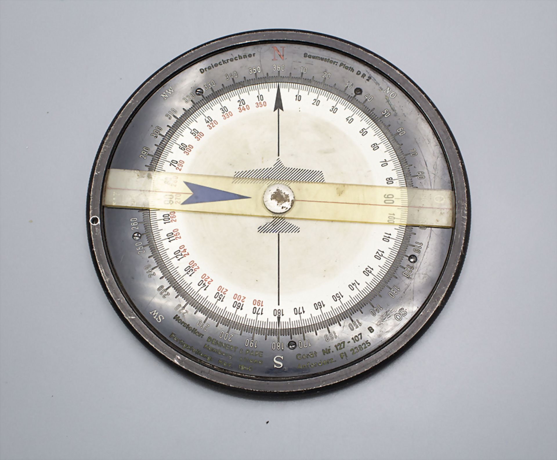 Dreieckrechner, Navigationsinstrument der Deutschen Luftwaffe / Navigational instrument of the ... - Image 3 of 5