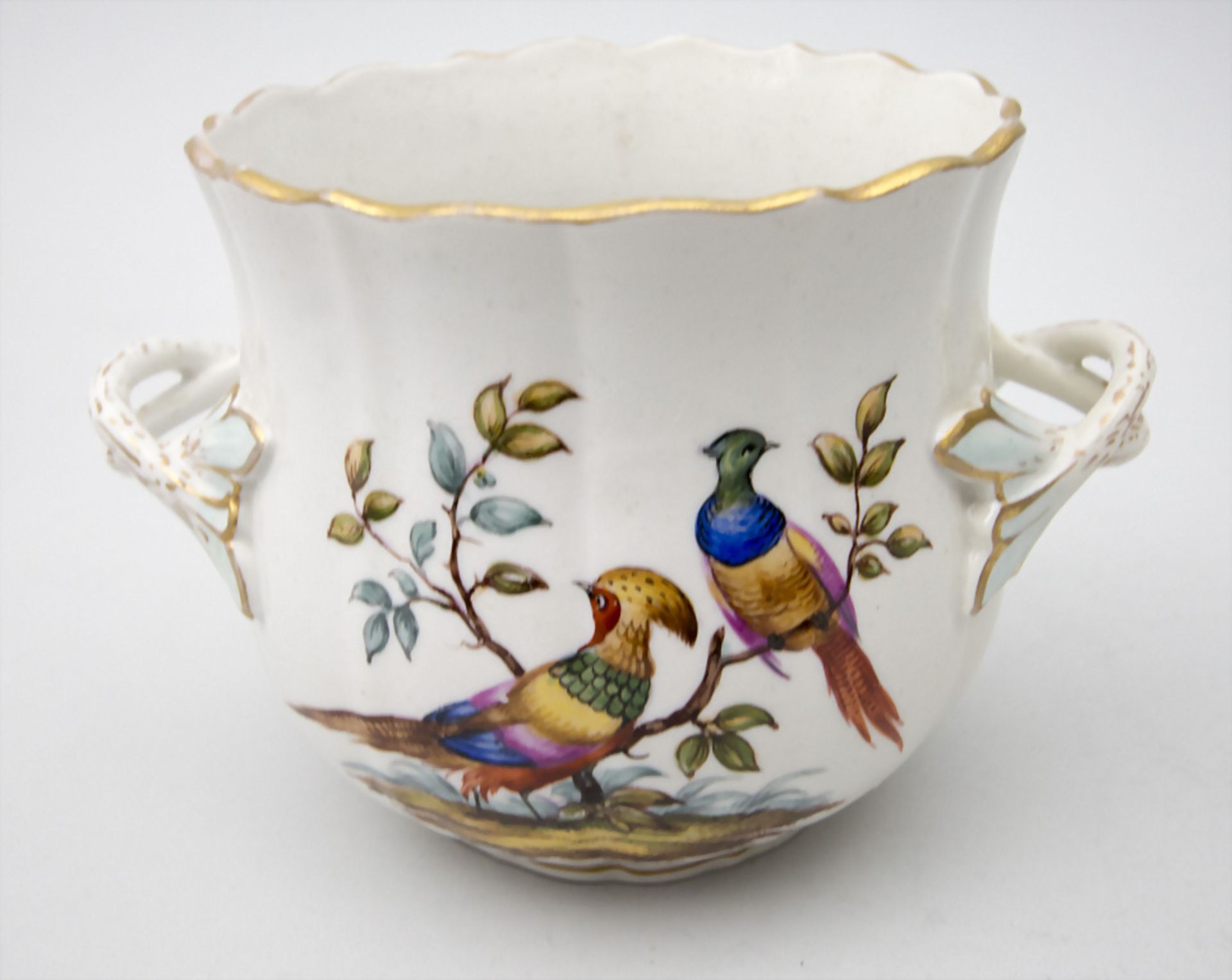 Blumenübertopf mit Vogelmalerei / A cachepot with birds, Paris, 2. Hälfte 19. Jh. - Bild 3 aus 5