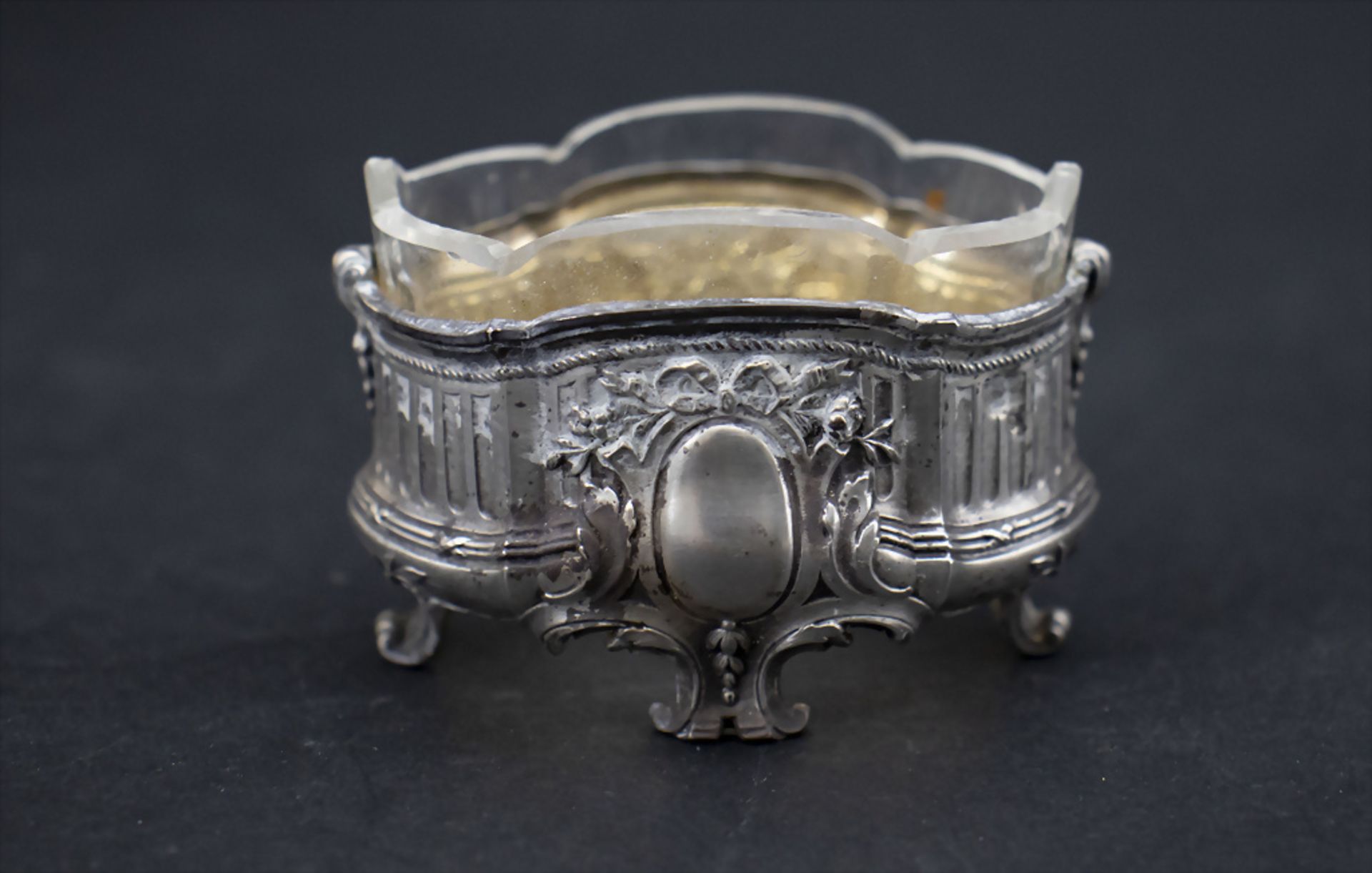 Vier Salieren mit Löffelchen im Etui / A set of 4 silver salt cellars with spoons, Paris, um 1890 - Image 3 of 5