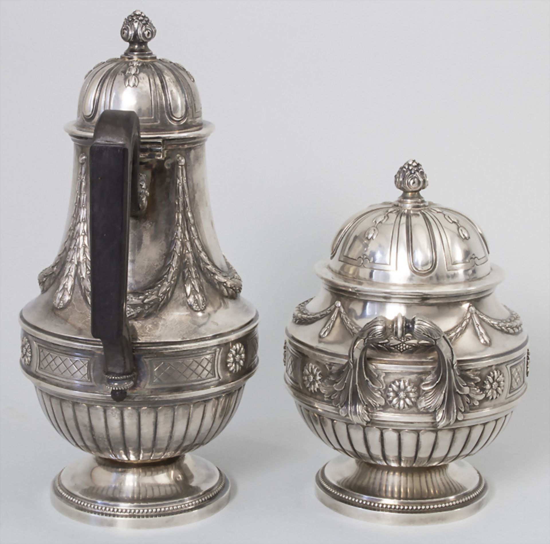 Kaffeekanne und Zuckerdose / A silver coffee pot and sugar bowl, Raoul Mauger, Paris 1897-1904 - Bild 4 aus 12