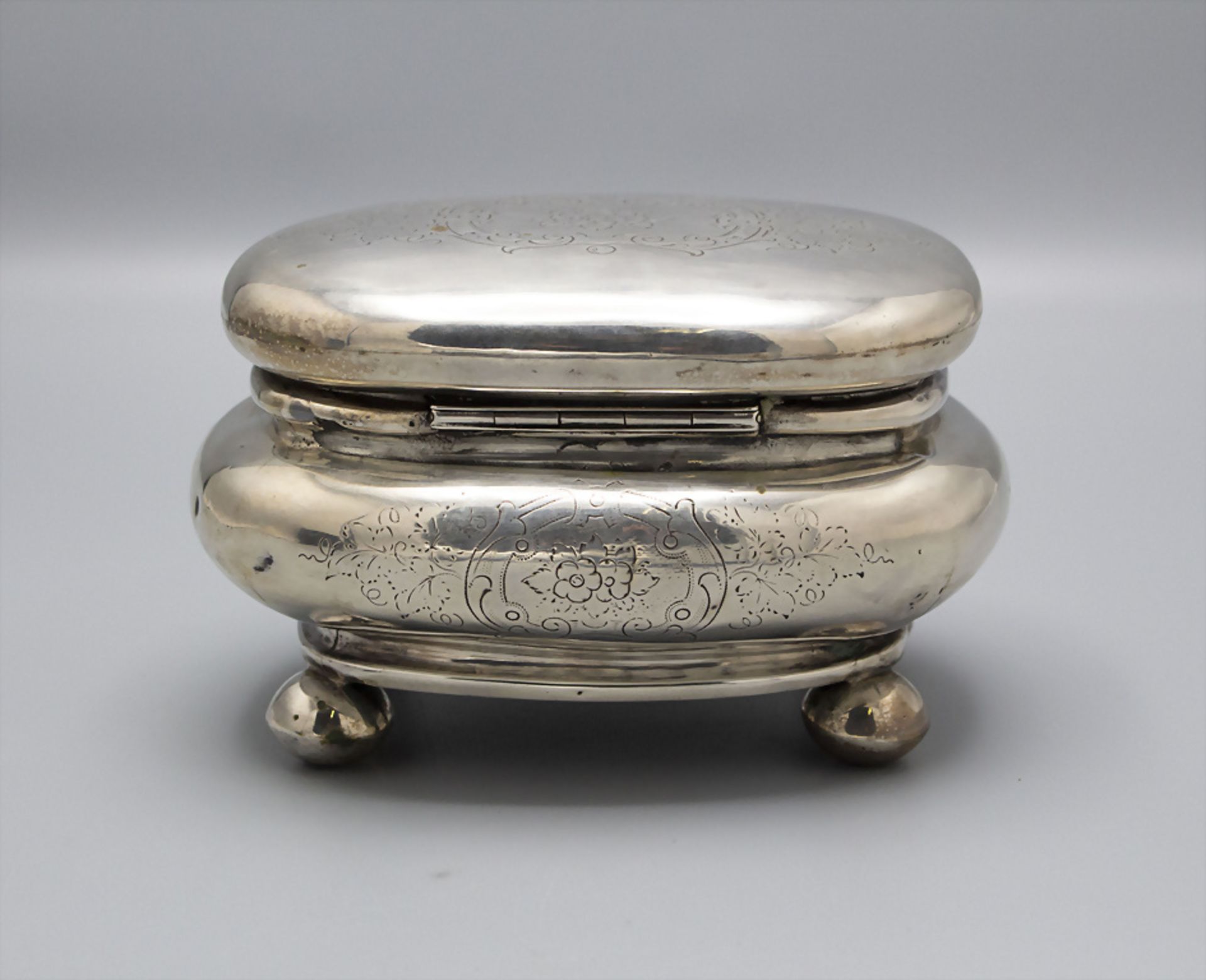 Barock Dose / A Baroque lidded silver box, Christoph Deimling, Karlsruhe, um 1850 - Bild 4 aus 7