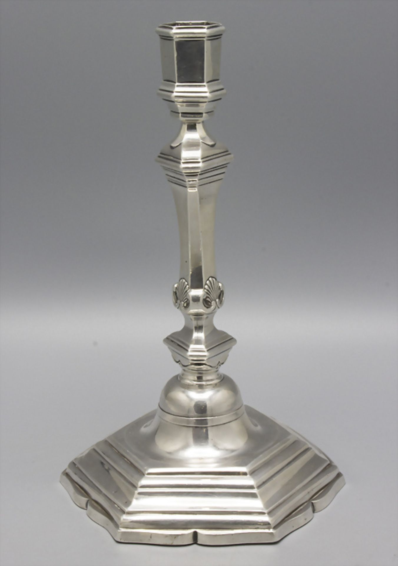 Barock Kerzenleuchter / A Baroque silver candlestick, Michel Boisnier II, Angers, 1748-1749 - Bild 2 aus 8