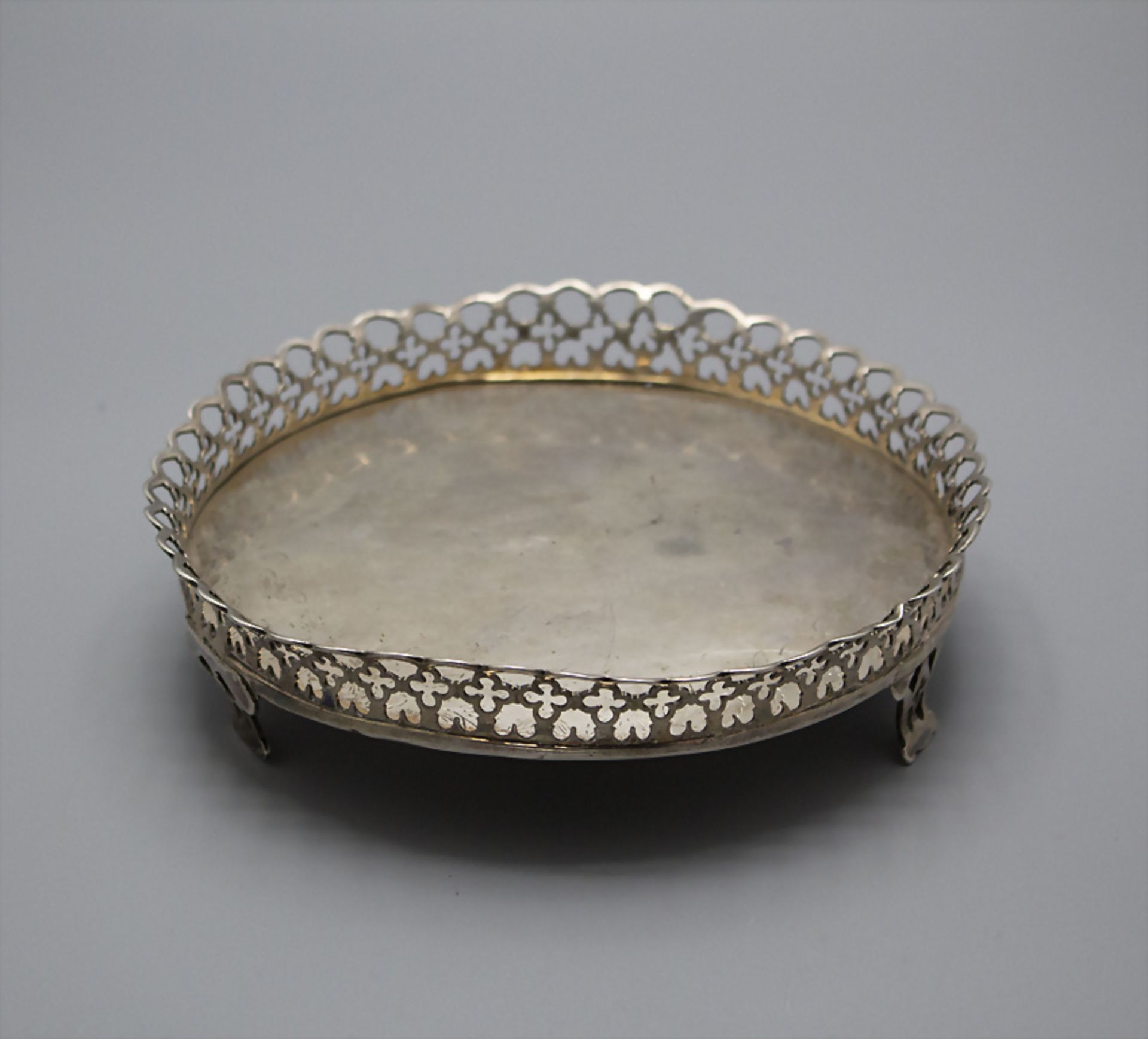 Tazza / A silver tazza, Porto, um 1820 - Image 2 of 5