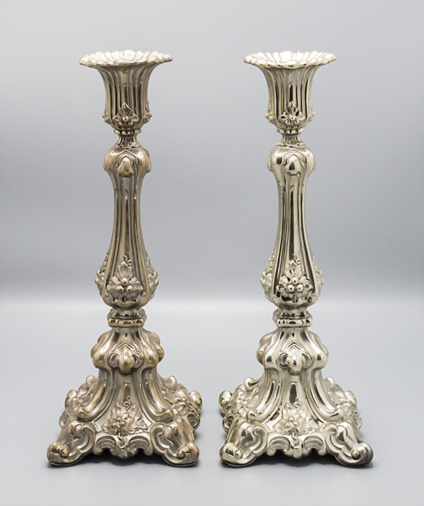 Paar Biedermeier Kerzenleuchter / A pair of silver candlesticks, Gebrüder Deyhle, Schwäbisch ...