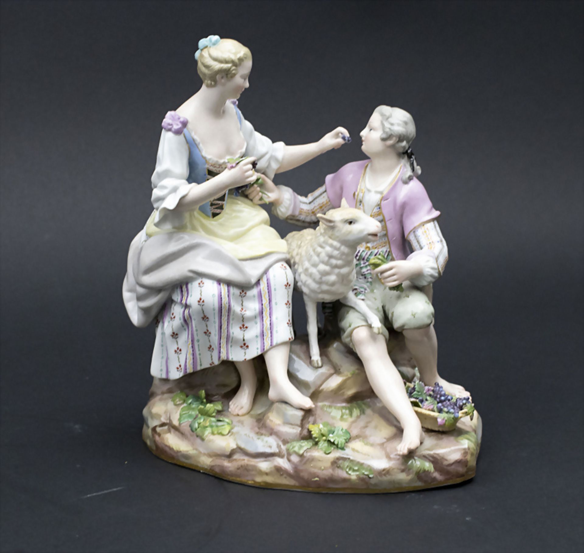 Galante Schäfergruppe / A figural group of a shepherdess feeding the shepherd, Meissen, Mitte ...