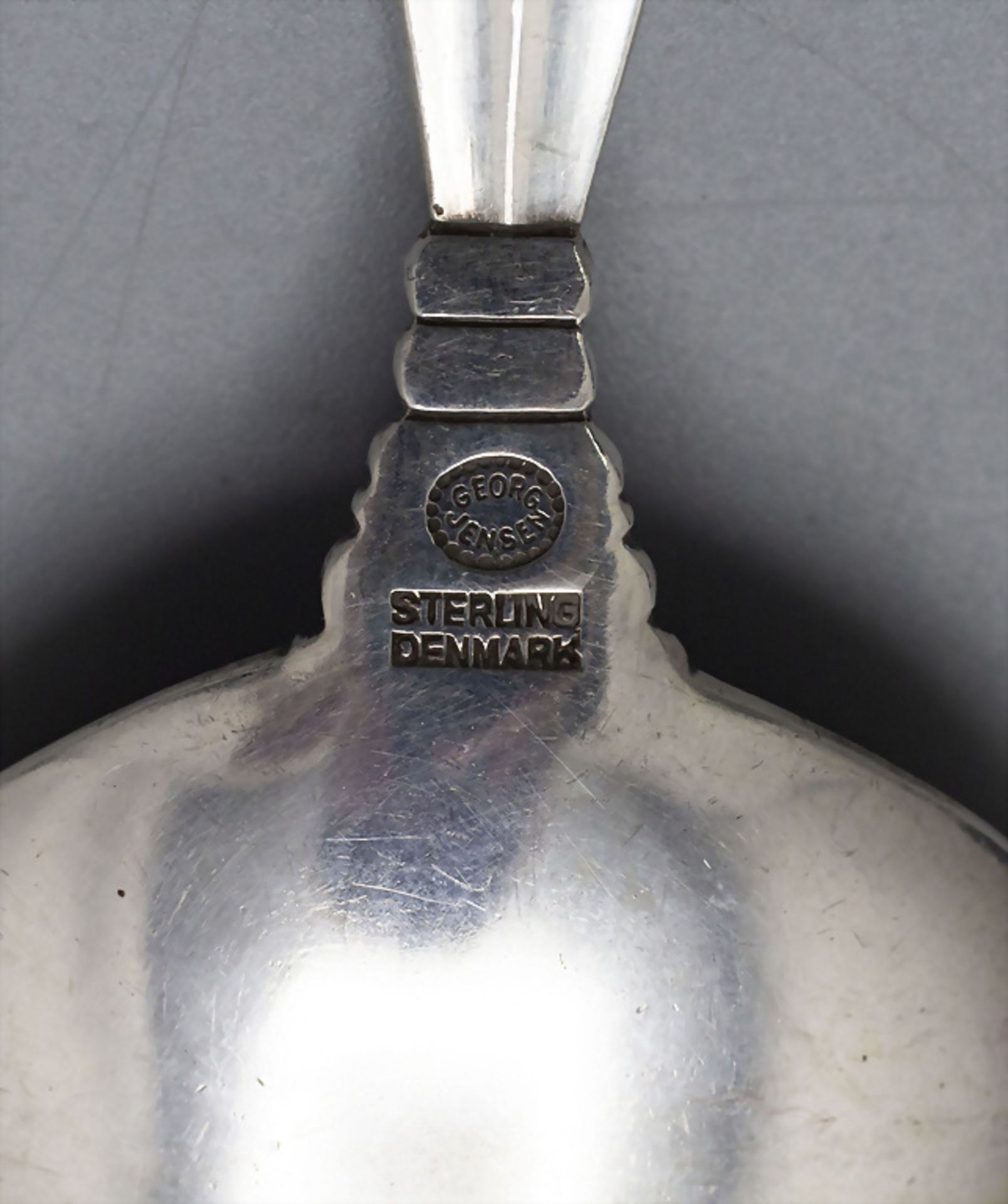 Zuckerlöffel 'Acanthus / Königin / Dronning' / A Sterling silver sugar spoon 'Acanthus', ... - Image 3 of 3