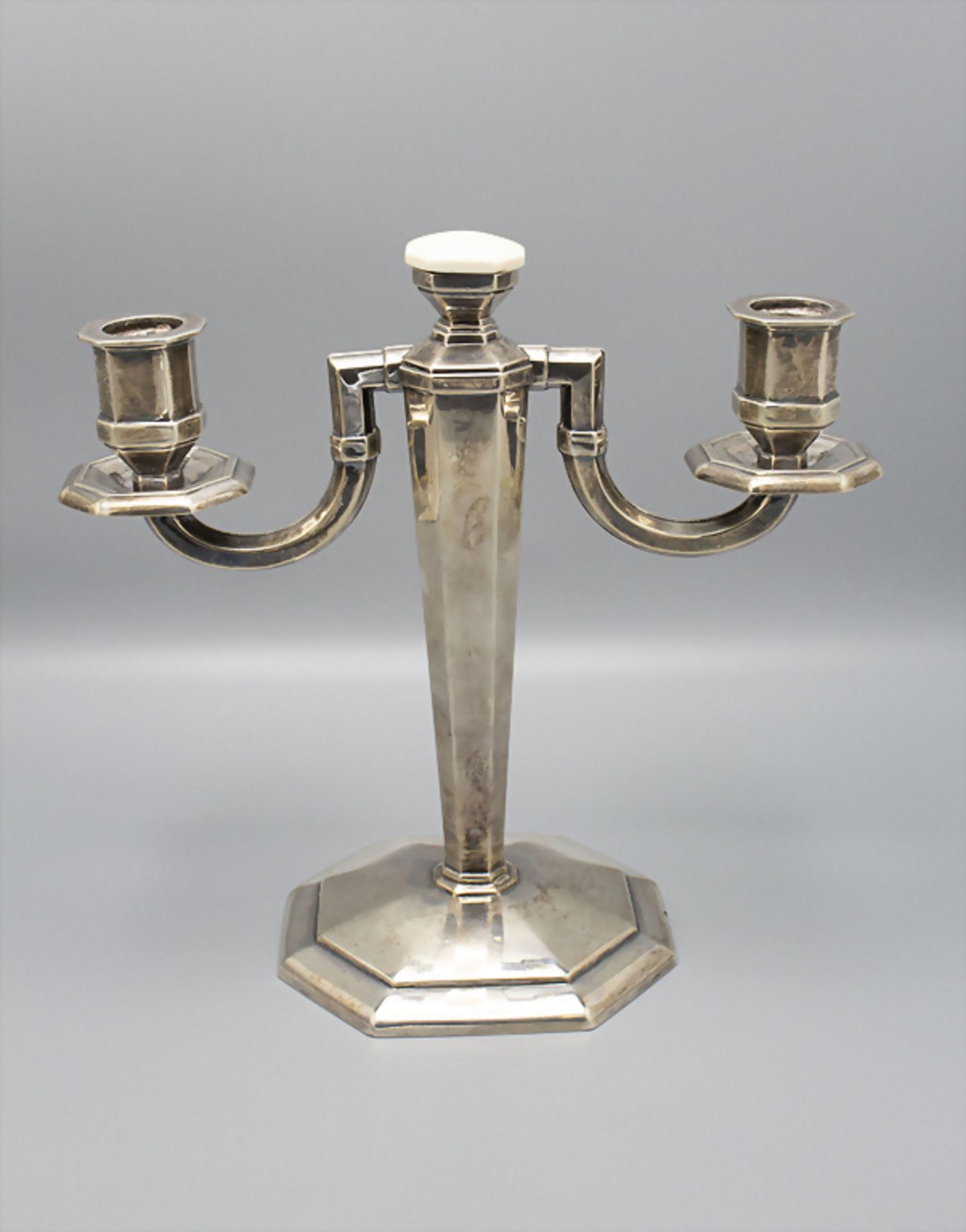 Paar Art Déco Silberleuchter / A pair of silver candlesticks, Frankreich, um 1925 - Bild 3 aus 7