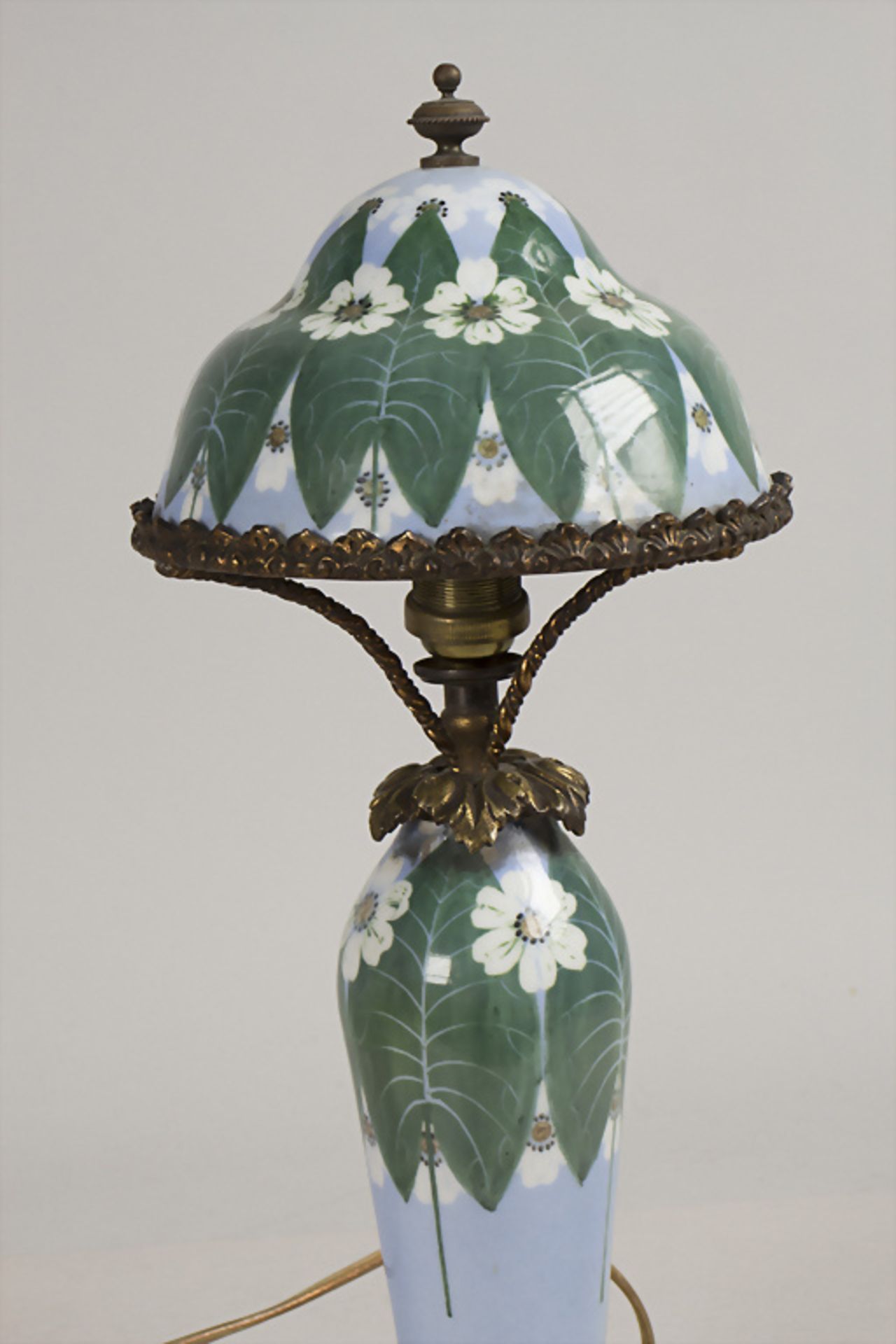 Jugendstil Lampe / An Art Nouveau porcelain lamp, Frankreich, um 1910 - Image 3 of 6