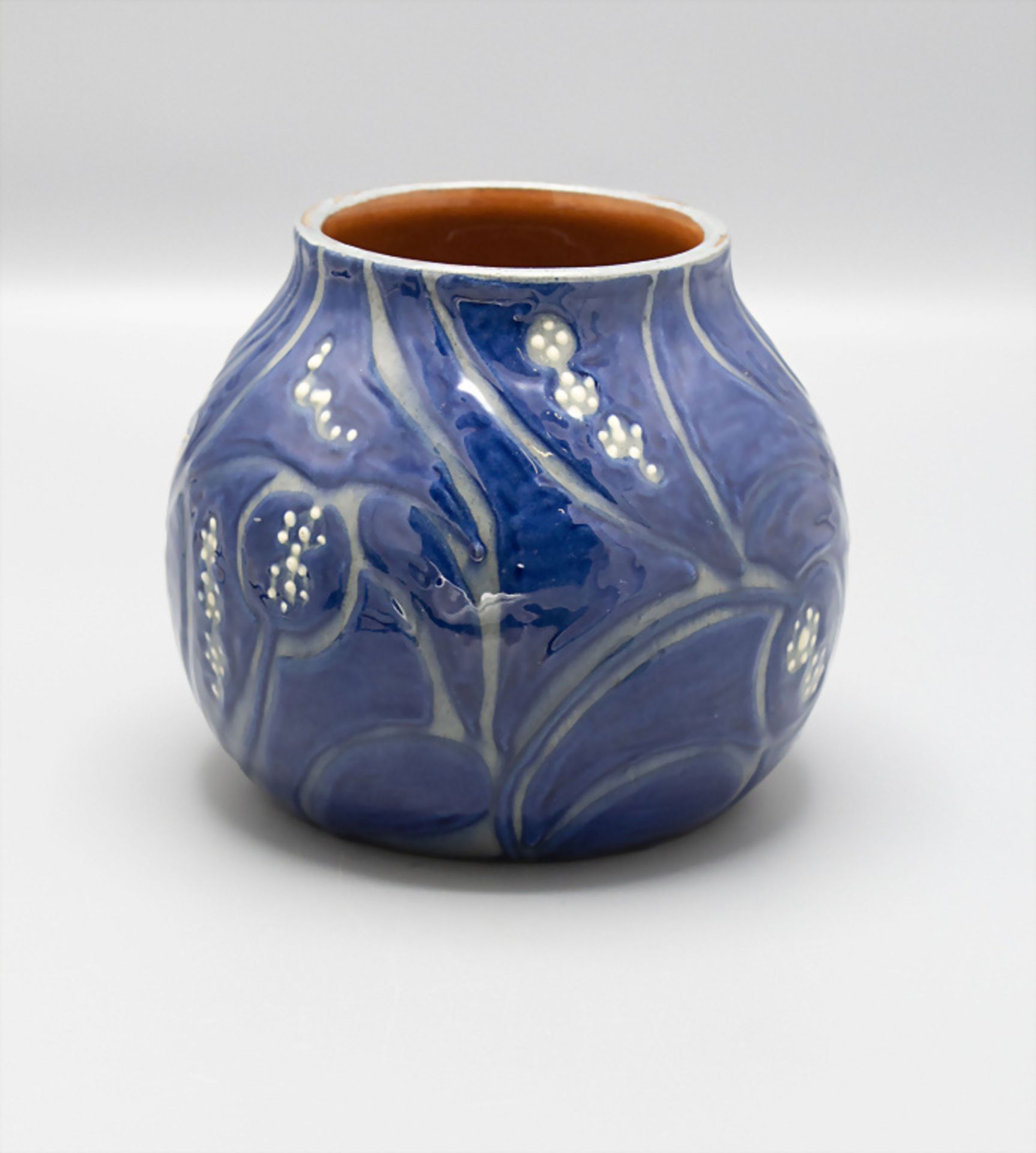 Jugendstil Majolika Vase / An Art Nouveau majolica vase, Tonwerke Kandern, um 1910 - Bild 2 aus 3