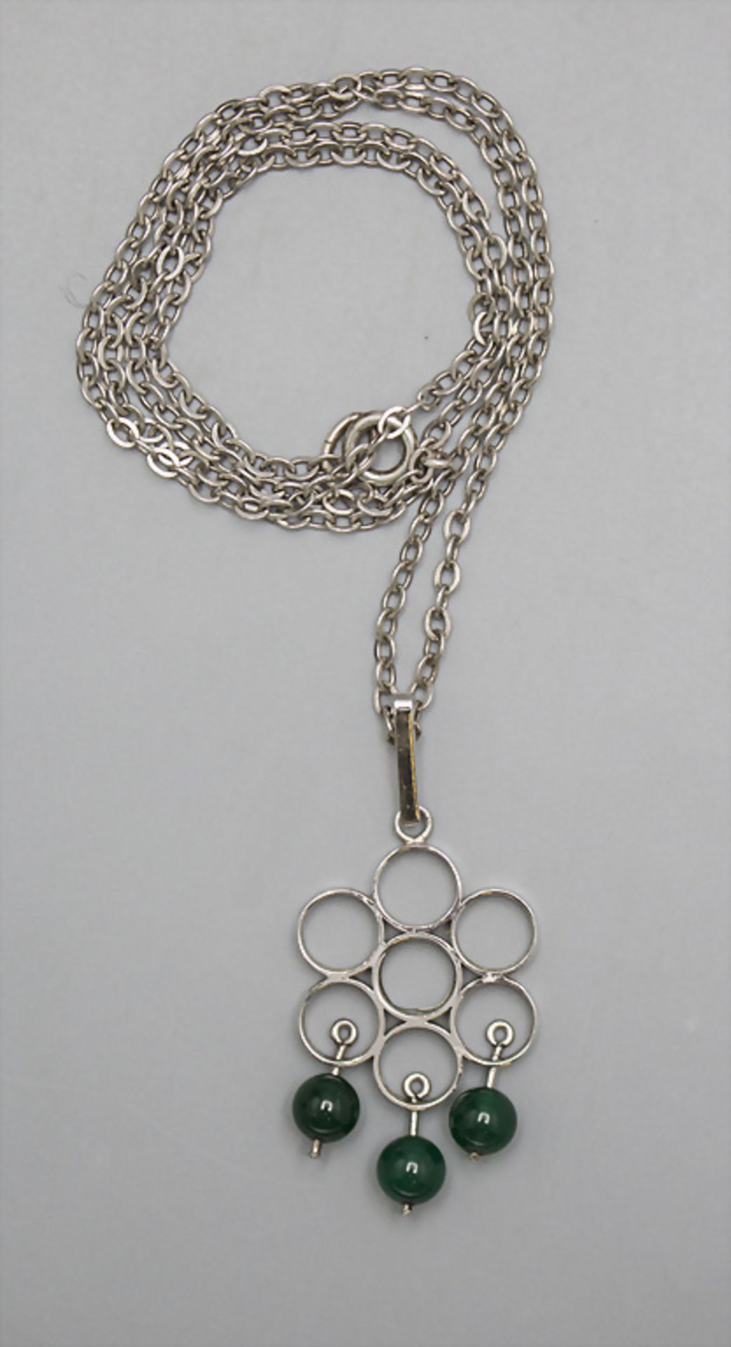 1970er Anhänger mit Kette / A 1970s design pendant with necklace, 1970er Jahre