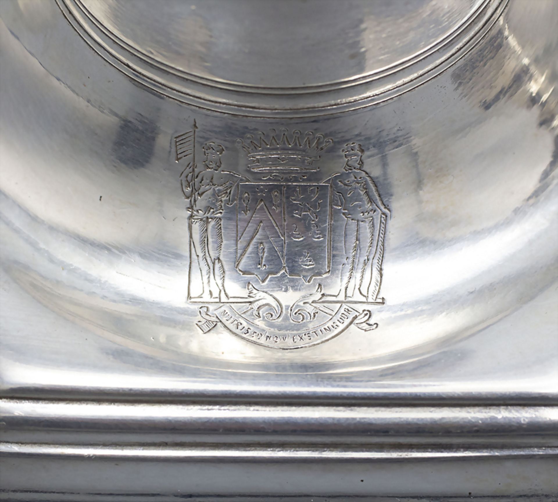 Paar Louis XV Kerzenleuchter / Paire de bougoirs Louis XV en argent massif / A pair of silver ... - Bild 5 aus 5