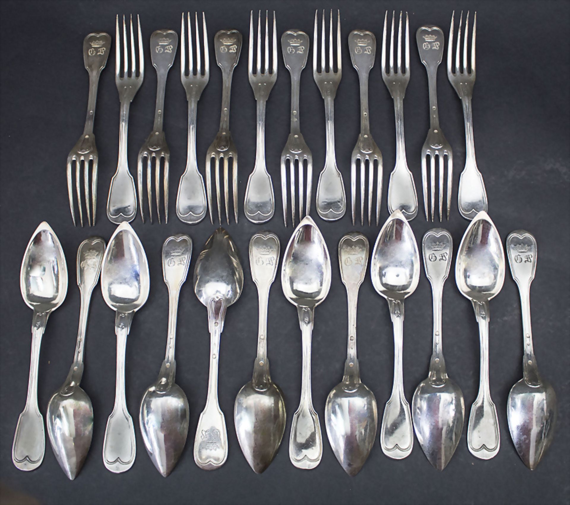 24-tlg. Silberbesteck / A 24-piece set of silver cutlery, Louis Nicolas Alban, Paris, 1834-1839