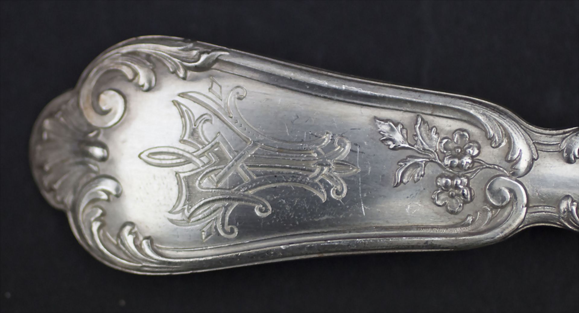 36 tlg. Besteck / A 36-piece set of silver cutlery, Hènin & Cie, Paris, um 1870 - Bild 6 aus 8