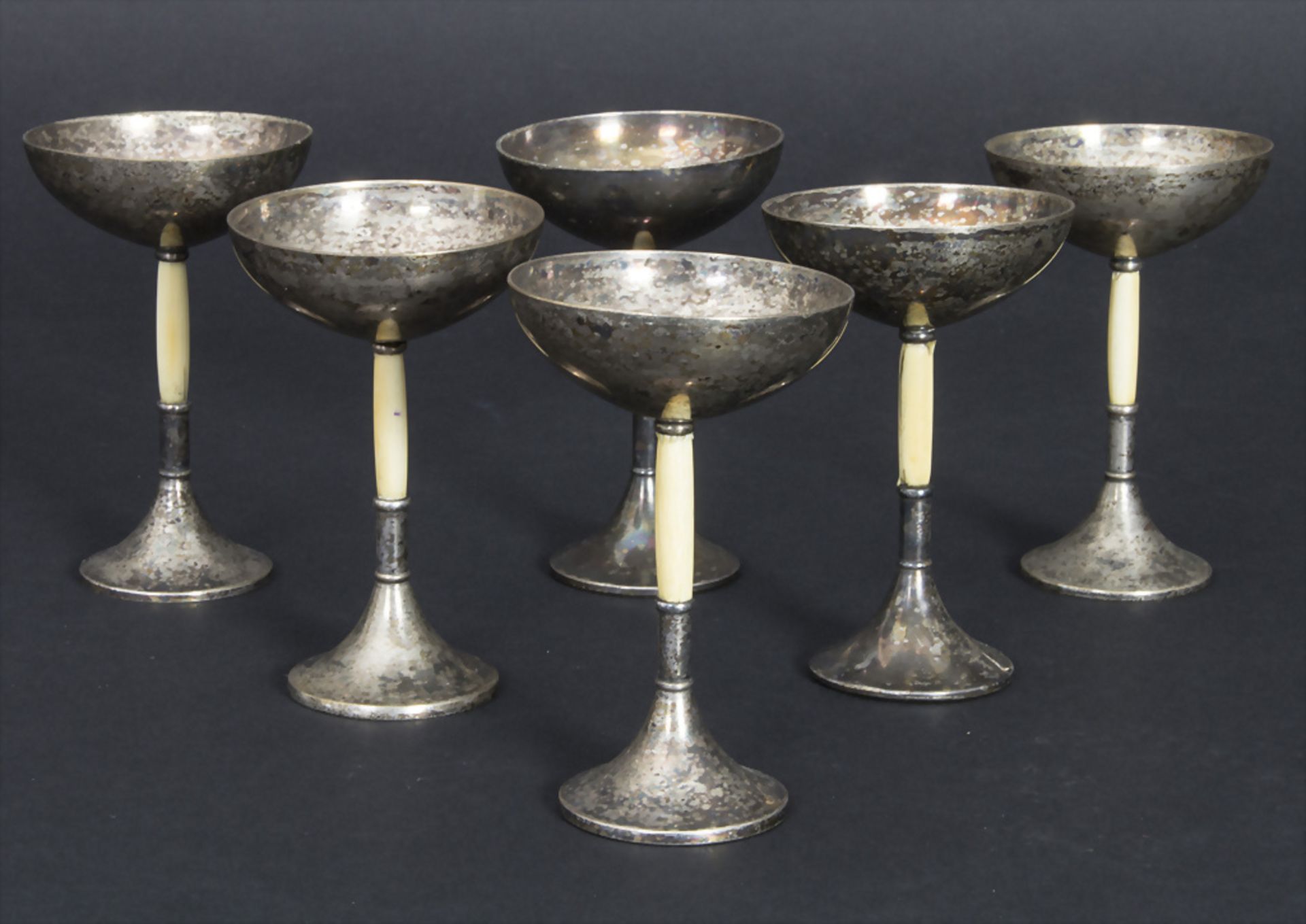 Set mit 6 seltenen Jugendstil Likörbechern / A set of 6 rare Art Nouveau liqueur goblets, WMF, ...