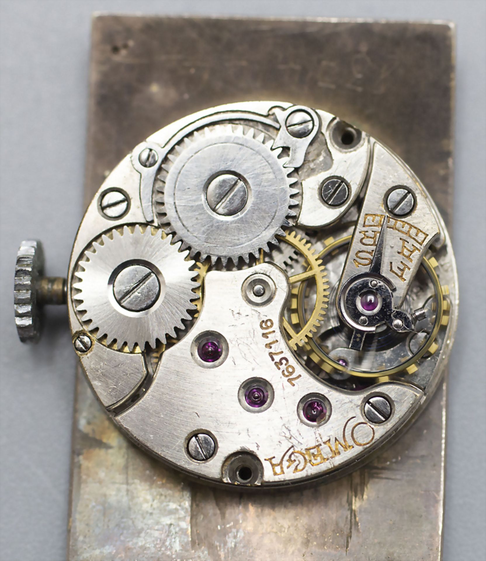 Art Déco Herrenarmbanduhr / A men's 18 ct gold wristwatch, Omega, Swiss, 1929-1935 - Bild 4 aus 6