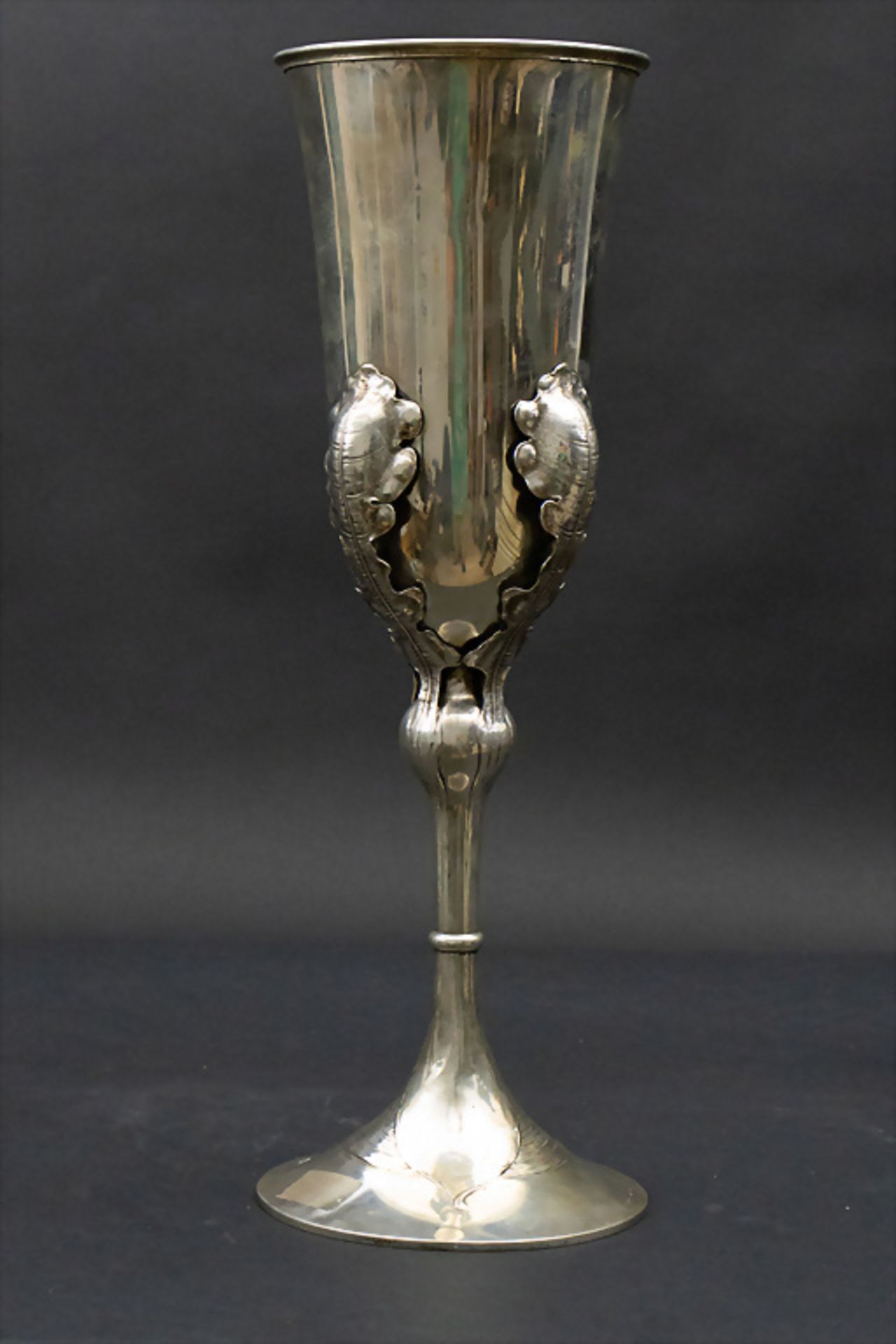 Jugendstil Silbervase / An Art Nouveau silver vase, Bramfeld & Gutruf, Hamburg, um 1910