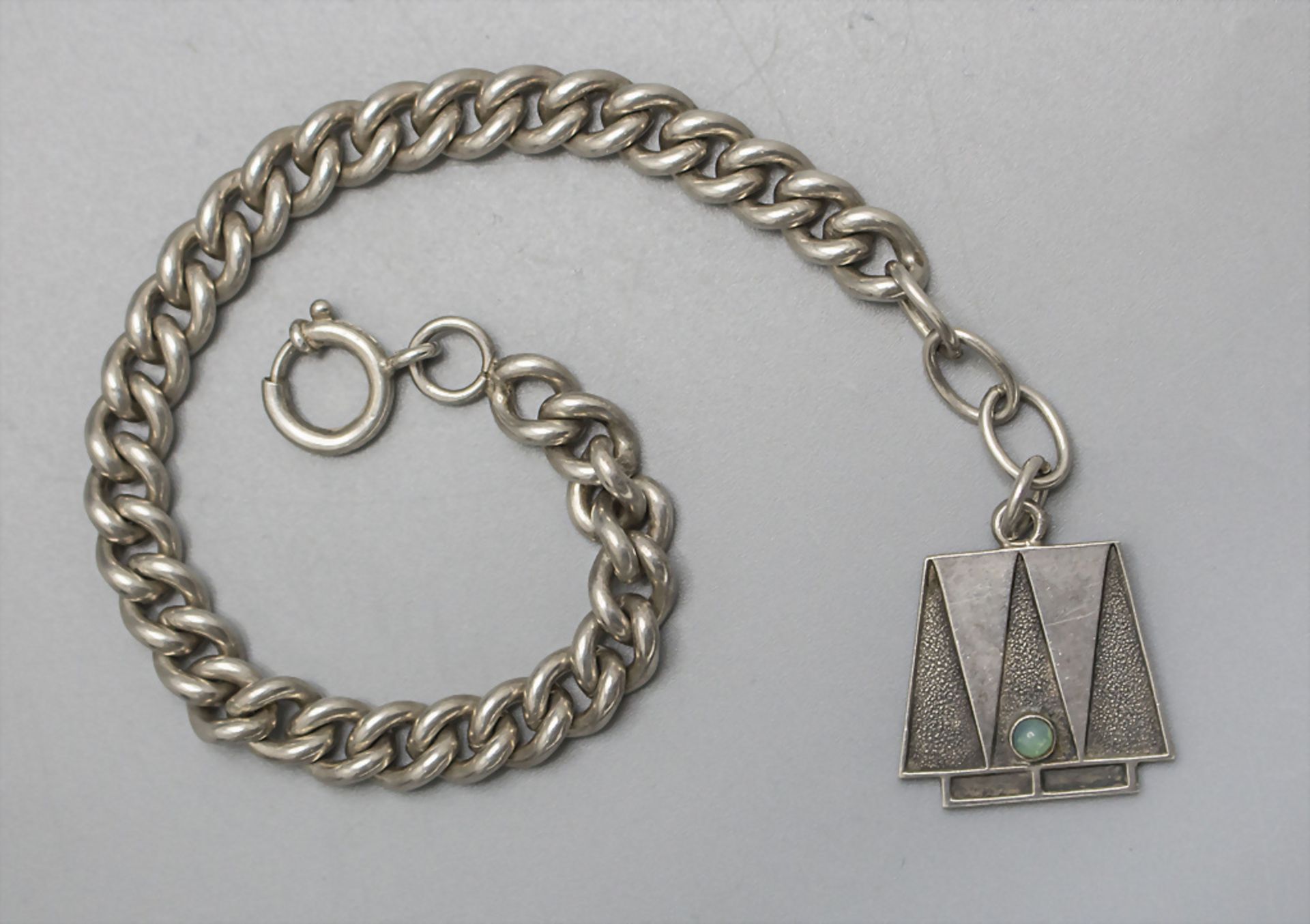 Jugendstil Anhänger mit Armband / An Art Nouveau pendant with bracelet, wohl Pforzheim, um 1900