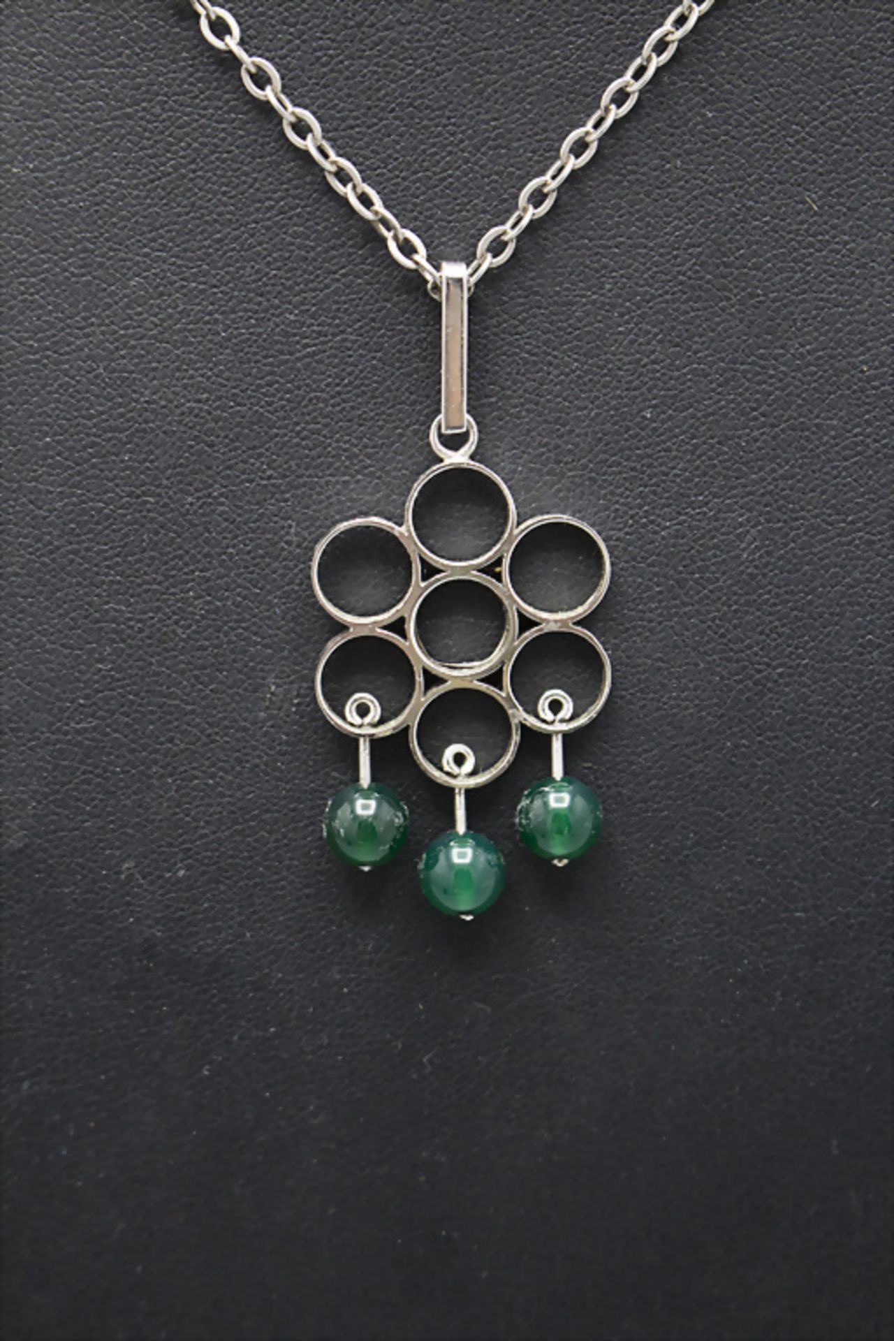 1970er Anhänger mit Kette / A 1970s design pendant with necklace, 1970er Jahre - Image 4 of 4