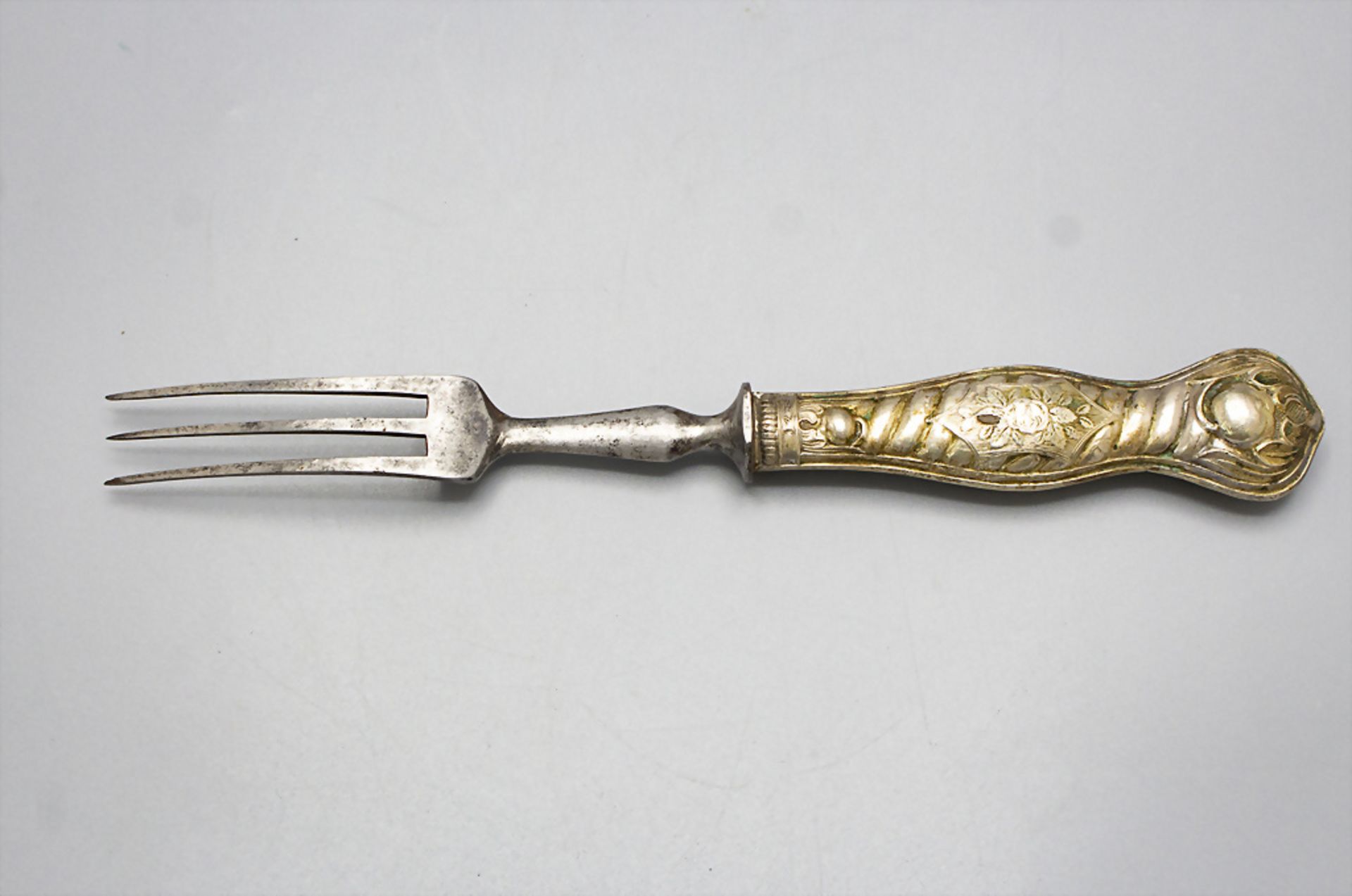 Biedermeier Gabel / A Biedermeier silver fork, deutsch, um 1830 - Bild 2 aus 3