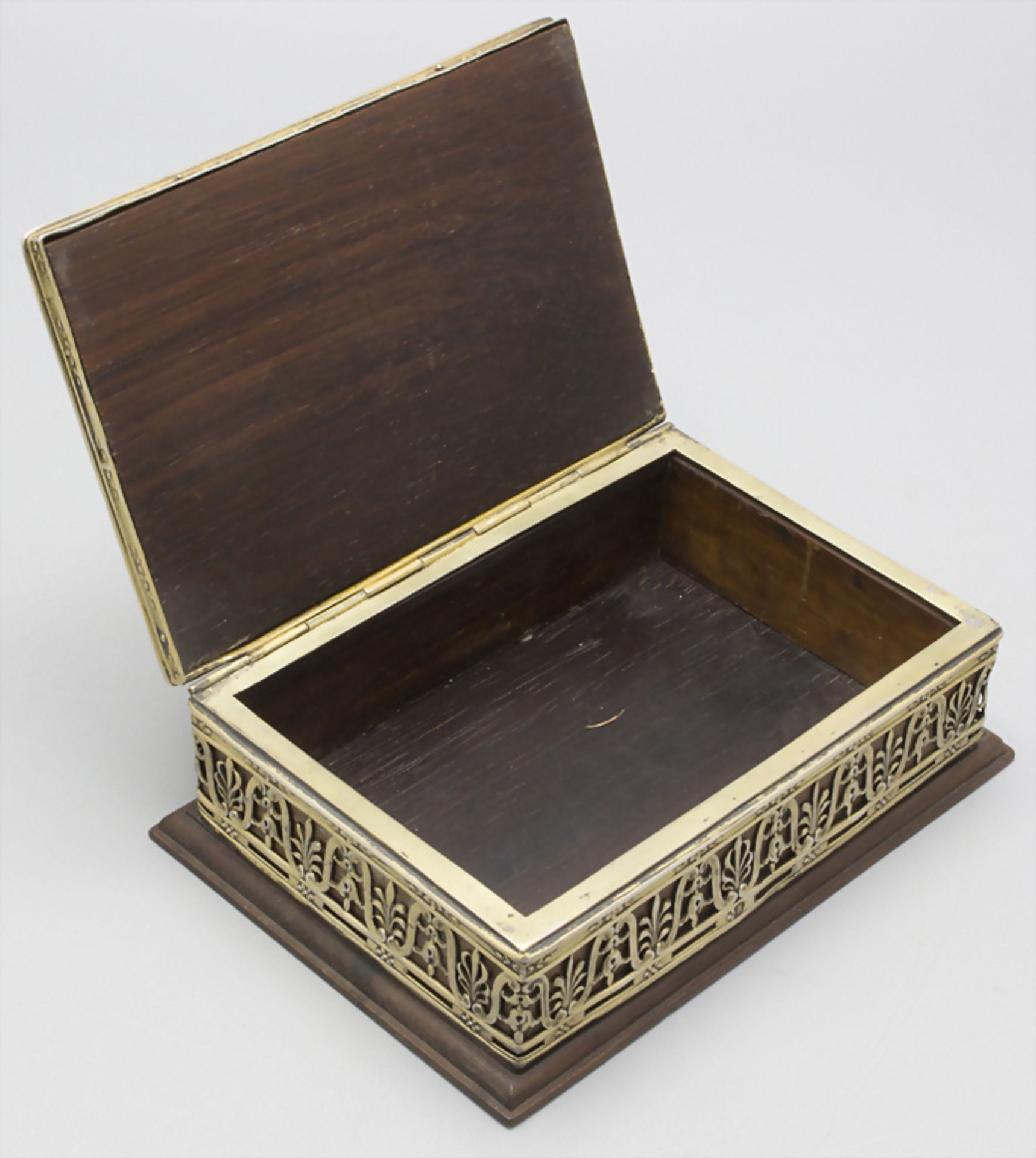 Holzschatulle mit Silbermontur / A wooden casket with silver mount, Emile Langlois, Paris, ... - Bild 3 aus 4