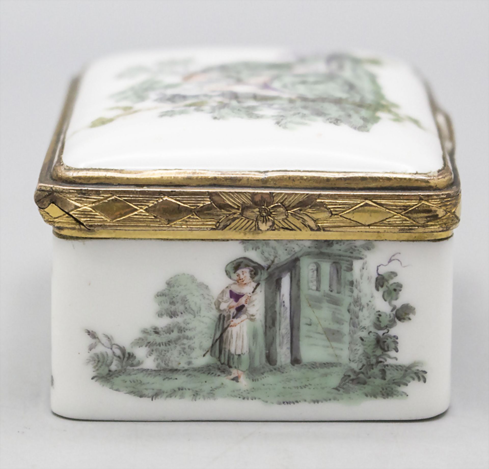 Rokoko Tabatiere mit Watteauszenen / A Rococo snuff box, Meissen, um 1750 - Bild 3 aus 7