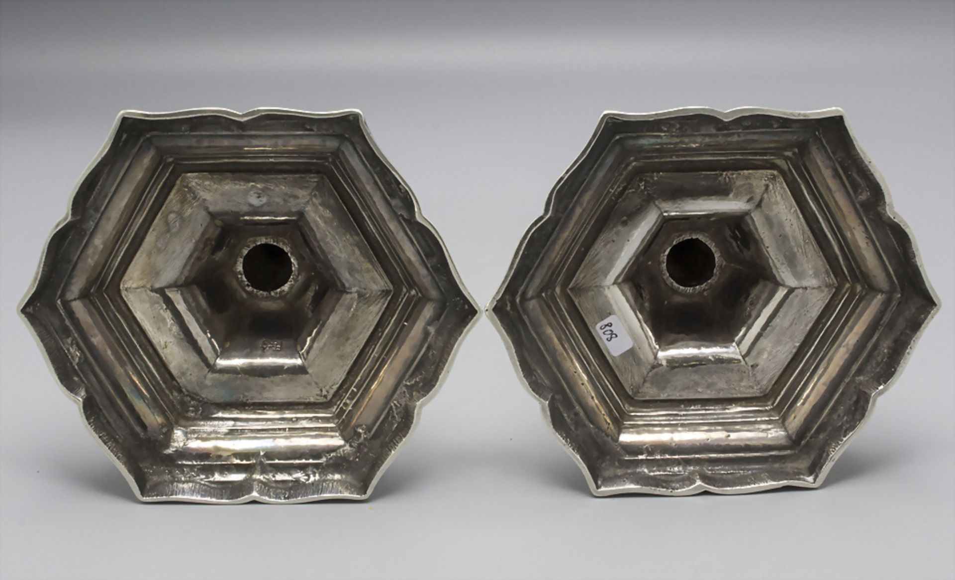 Barock Leuchterpaar / A pair Baroque silver candlesticks, Jean Baptiste Navier, Perpignan, ... - Image 4 of 11