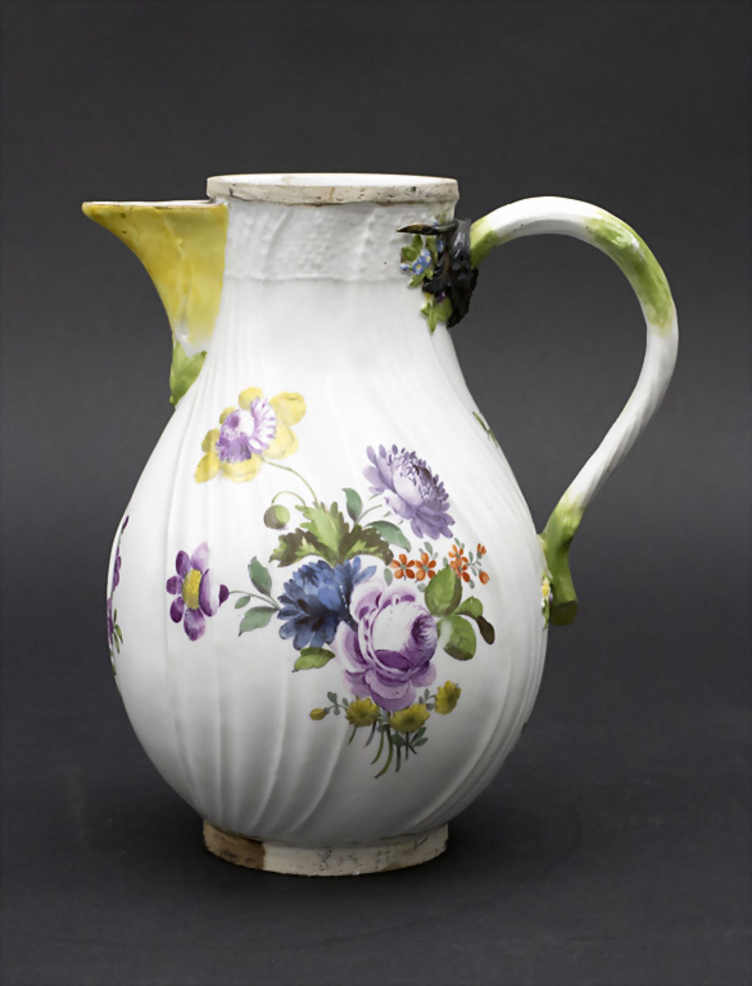 Kanne mit Blumenmalerei / A pot with flowers, Meissen, um 1750