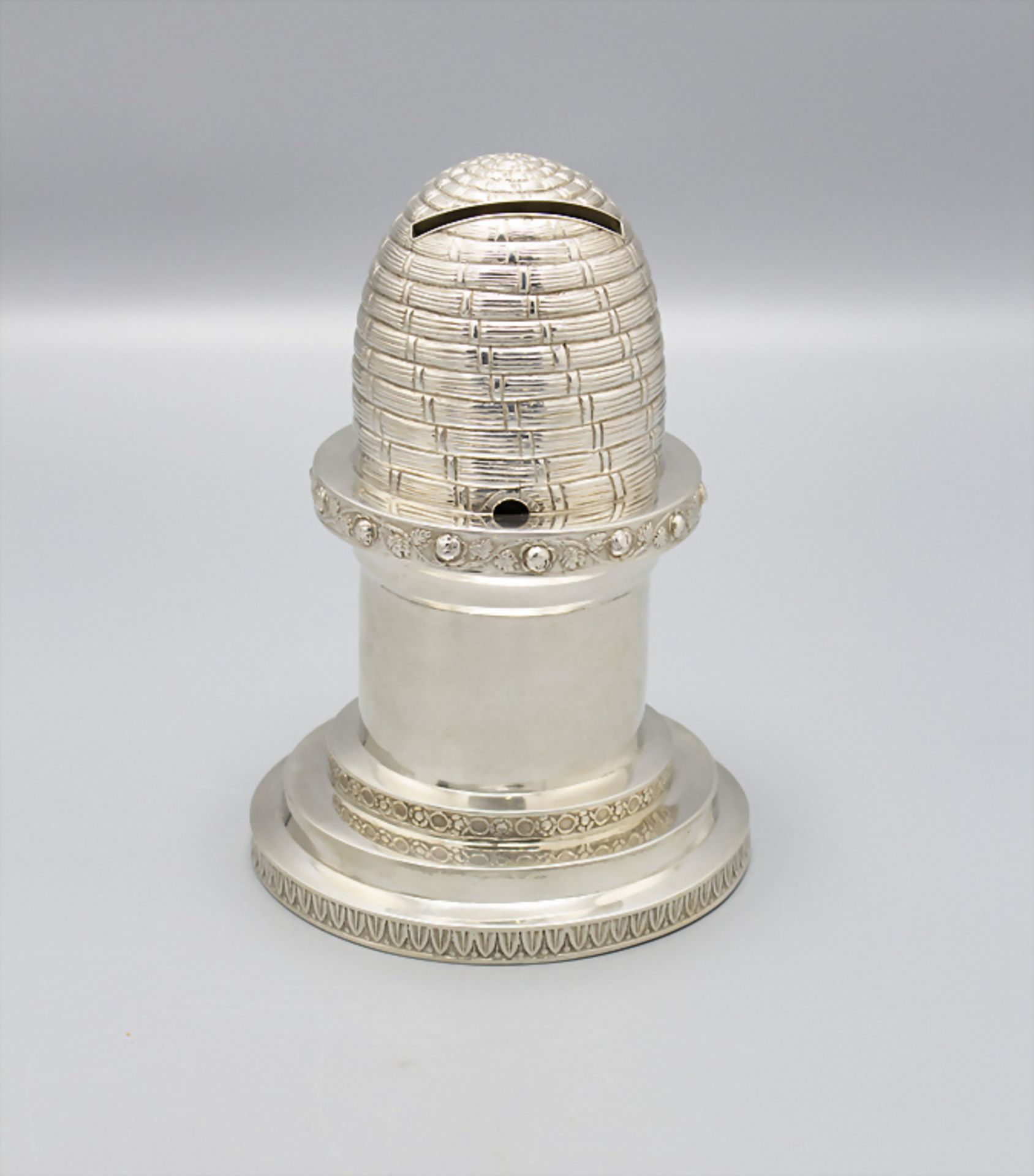 Große Spardose Bienenkorb / A large beehive silver money box, Carf Friedrich Schmidt, ...